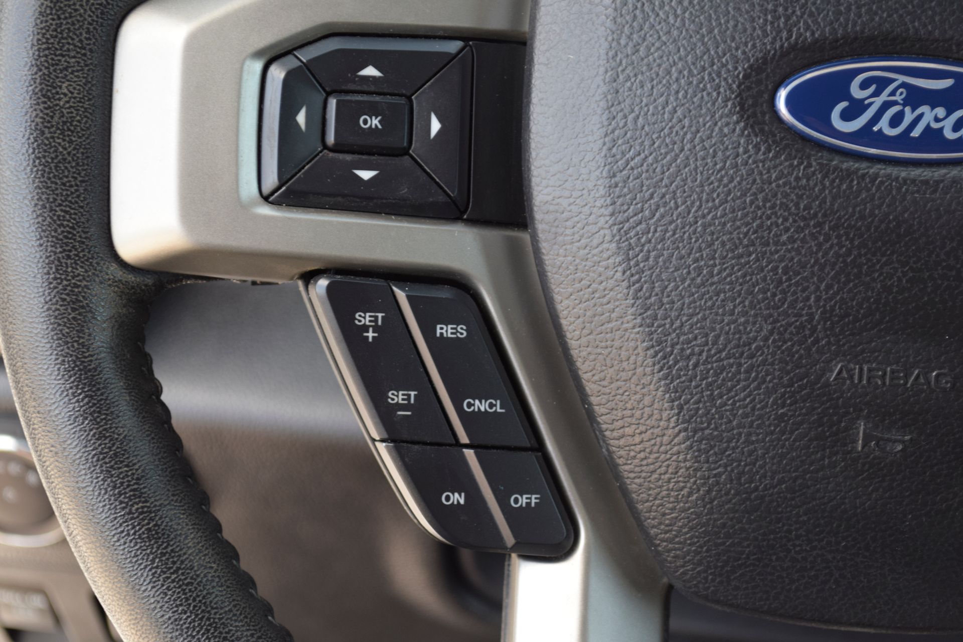 2020 Ford F-150 Lariat White at Community Kia