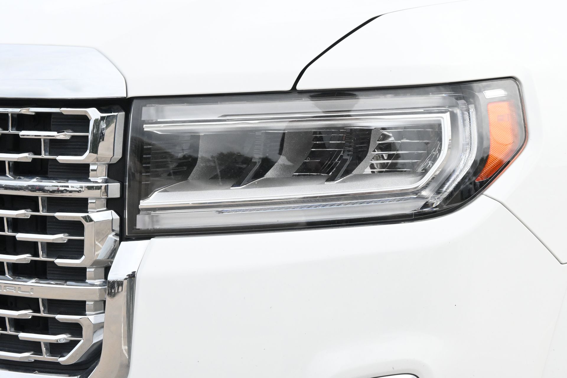 2023 GMC Acadia Denali White at Wharton Ford