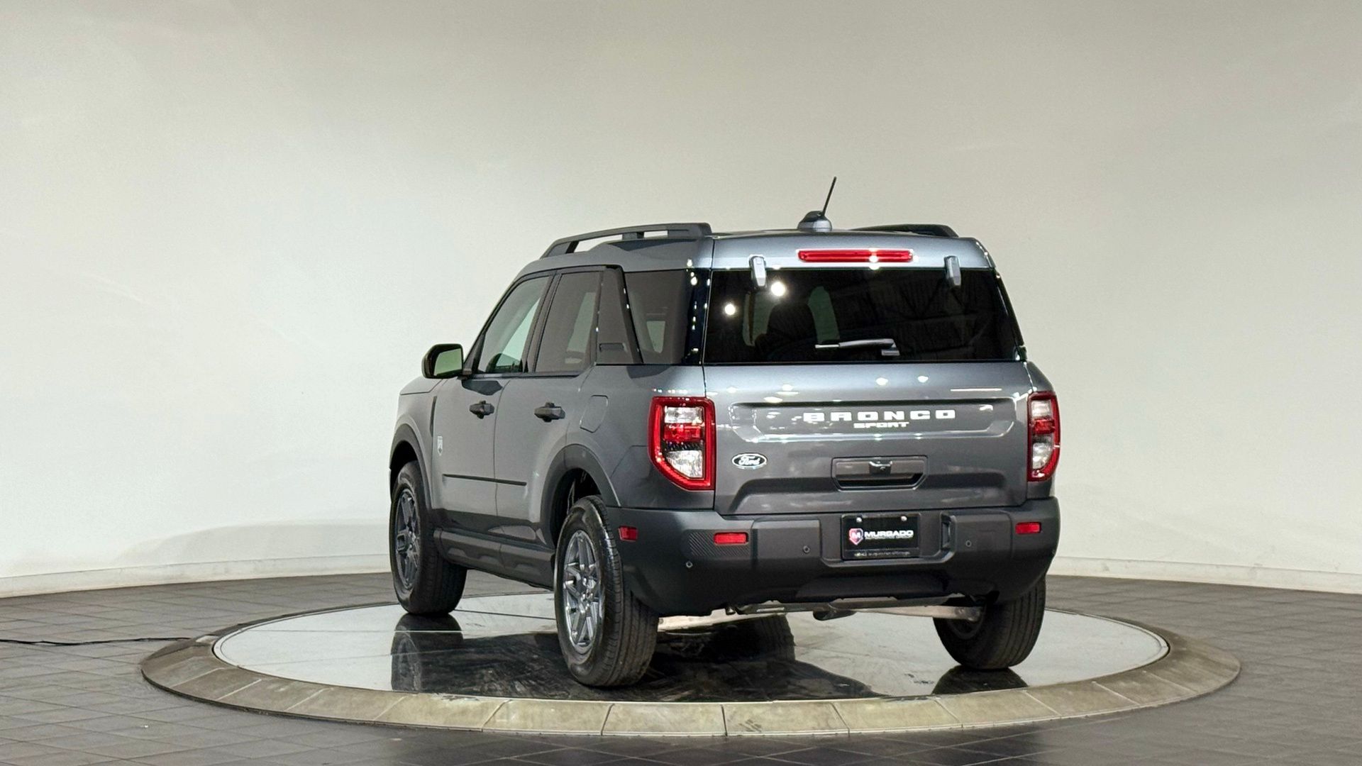 View vehicle photo 7