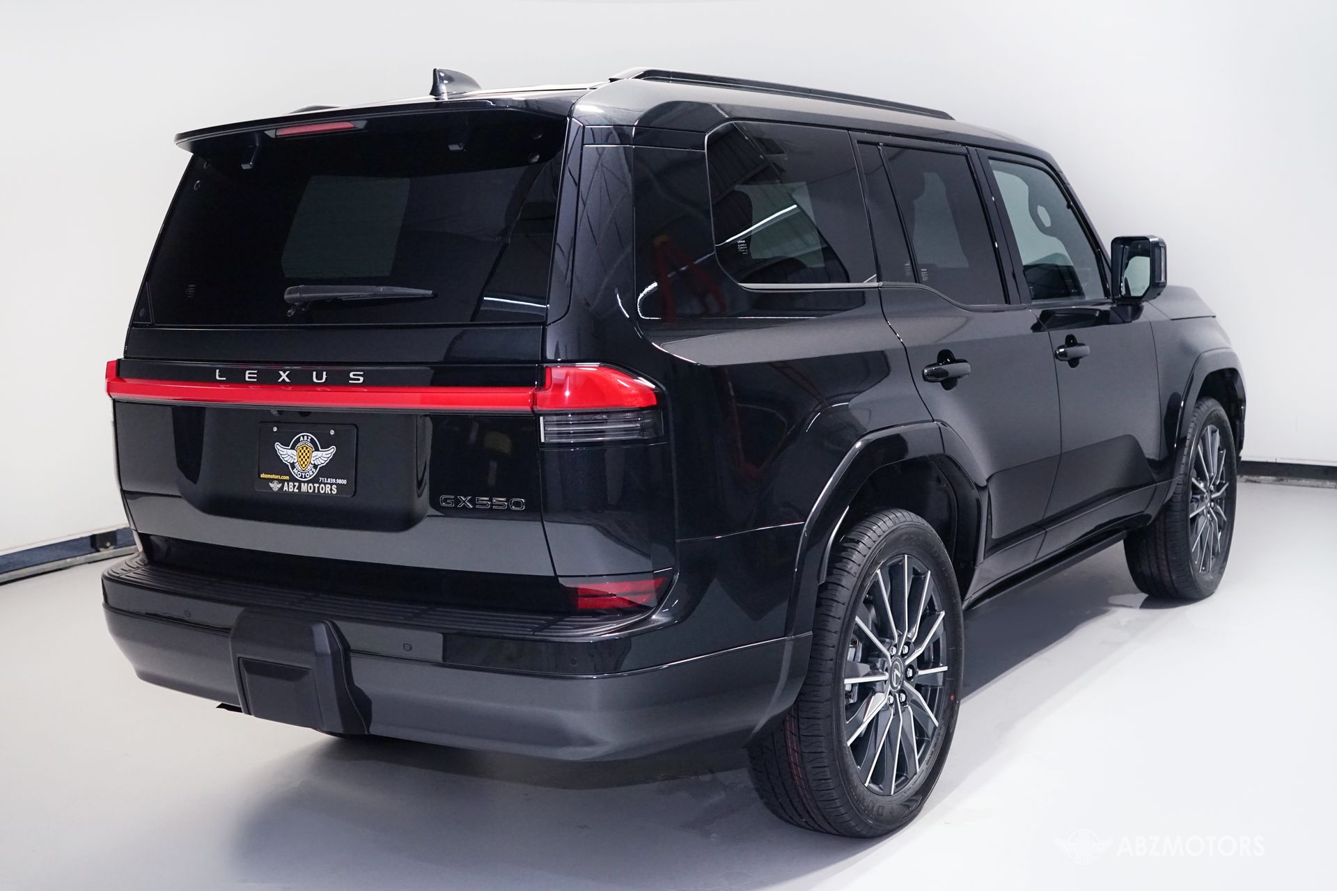 View vehicle photo 6