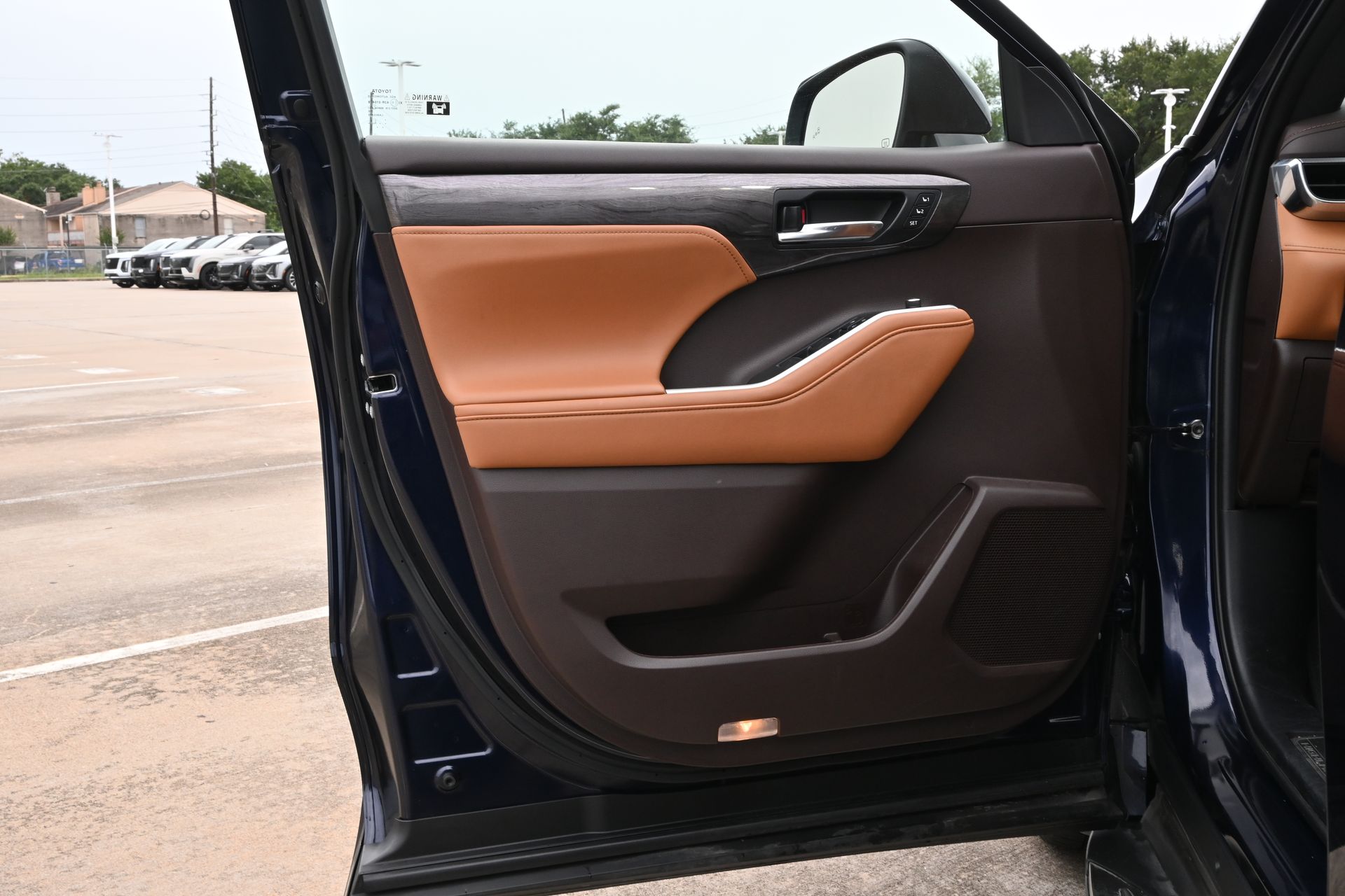 2022 Toyota Highlander Platinum  at Gullo Toyota
