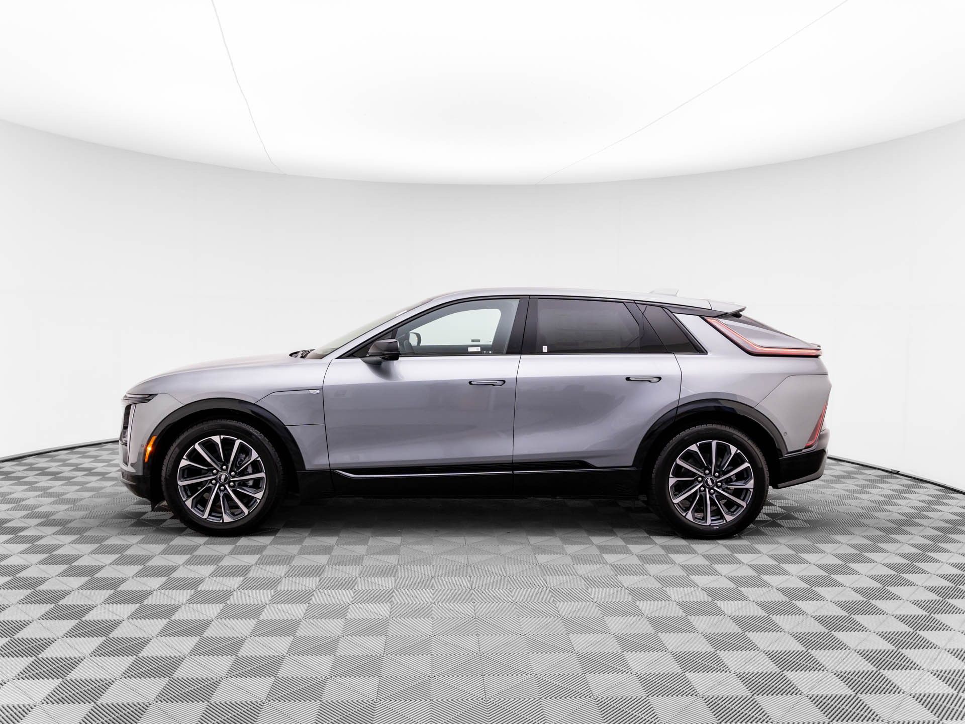 2025 Cadillac LYRIQ Sport photo