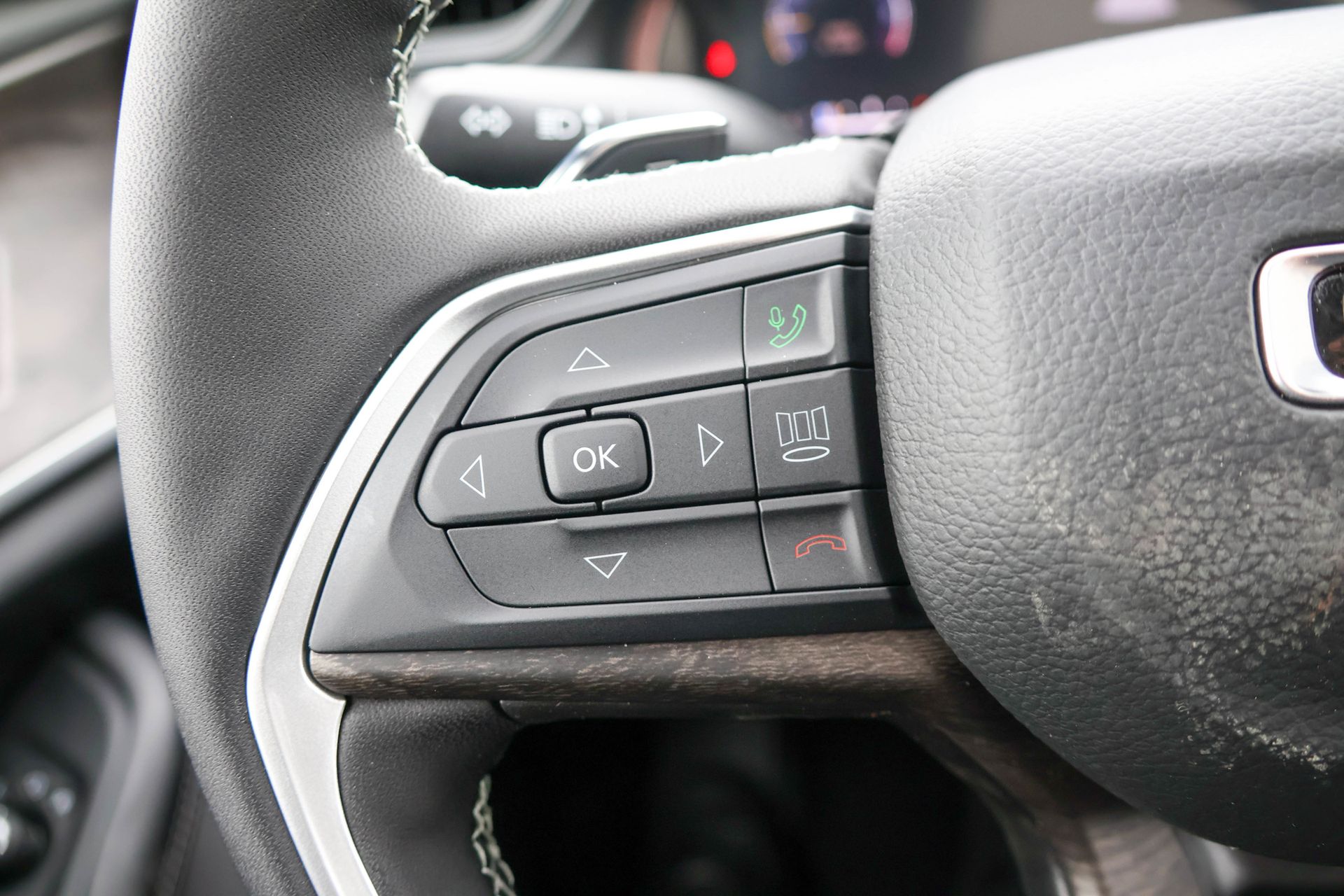 2026 JEEP GRAND CHEROKEE L - Image 28