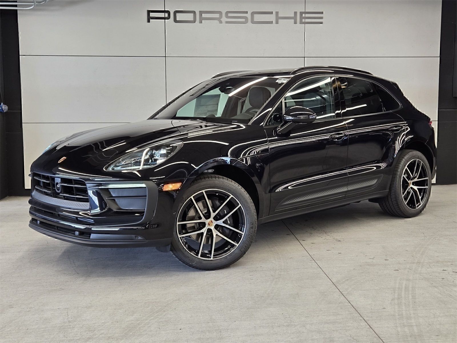 Jet Black 2025 Porsche Macan AWD SUV / Crossover All-Wheel Drive 7-Speed Automatic