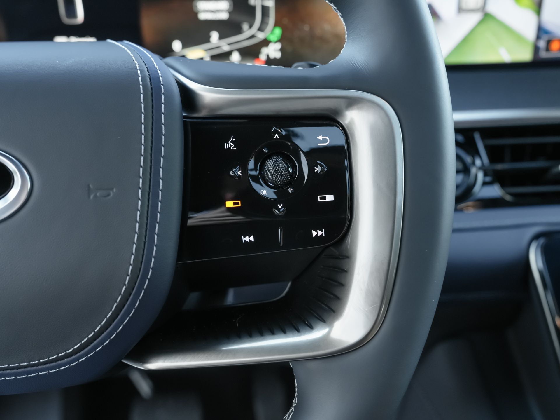 used 2026 INFINITI QX80 car, priced at $83,000