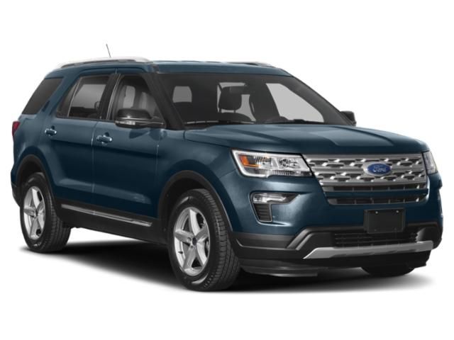 2019 Ford Explorer XLT Silver at Autostrade