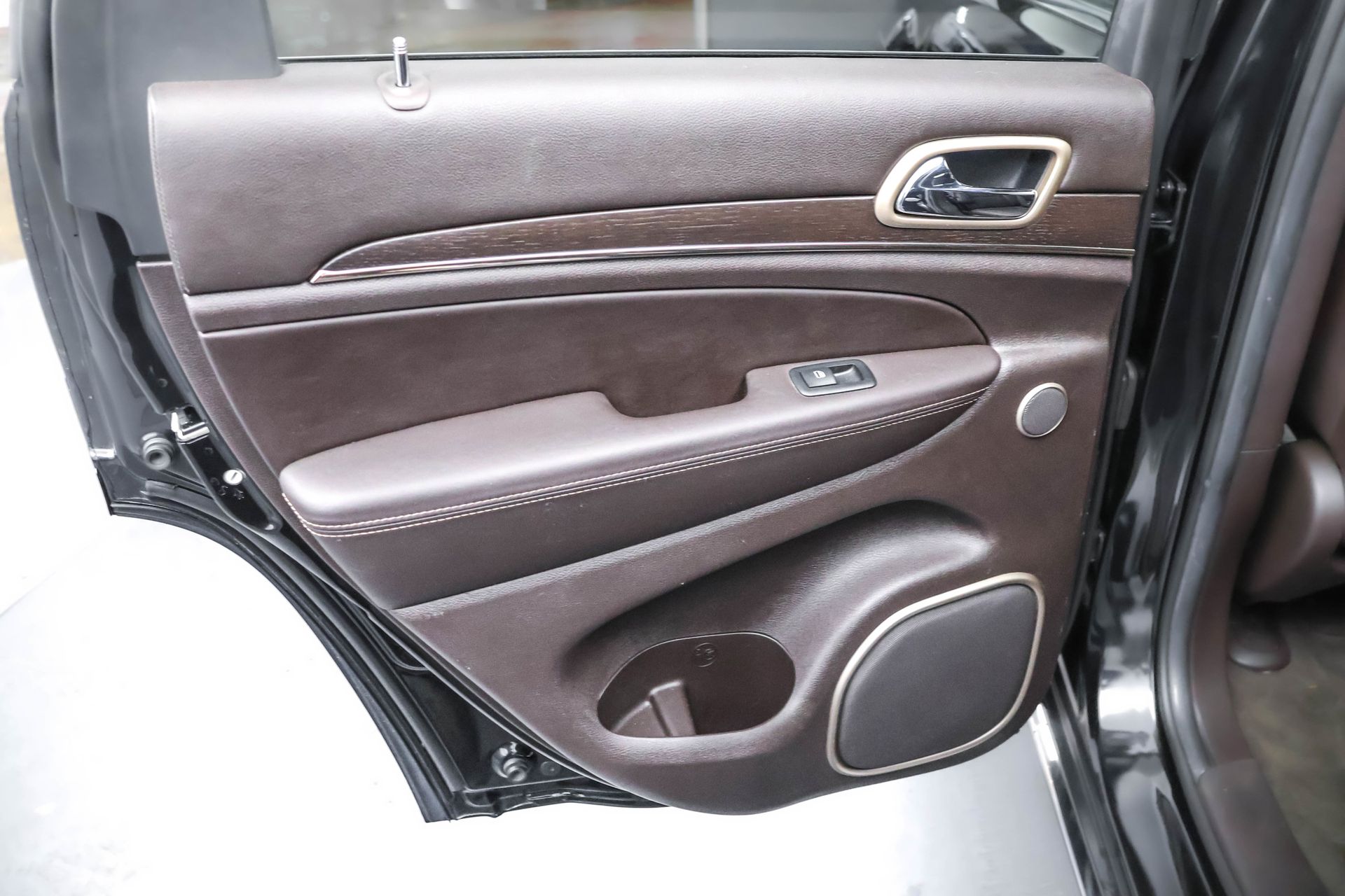 2014 JEEP GRAND CHEROKEE - Image 28