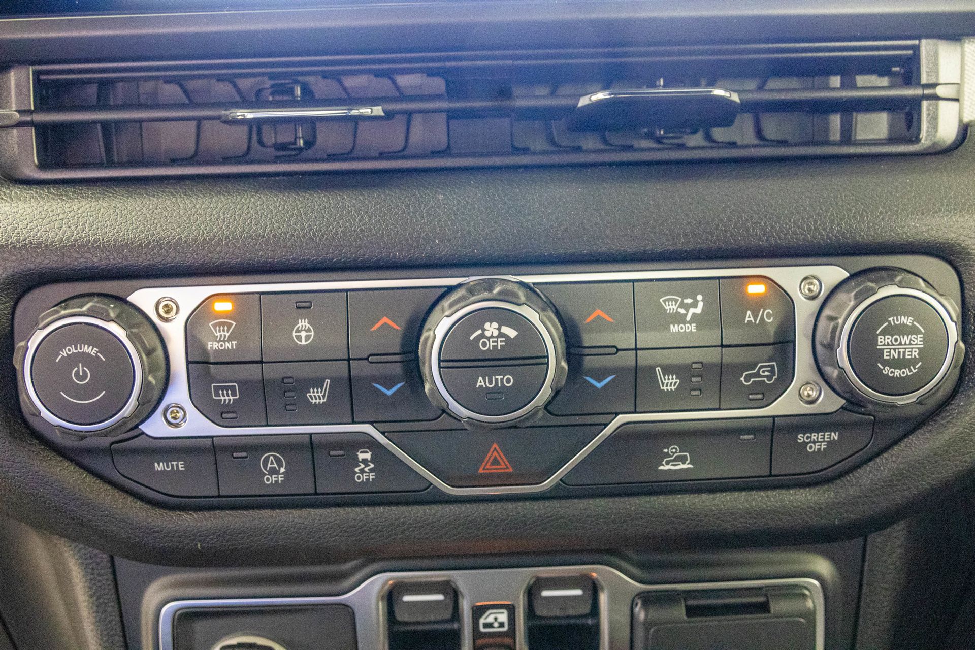 2026 JEEP WRANGLER - Image 24