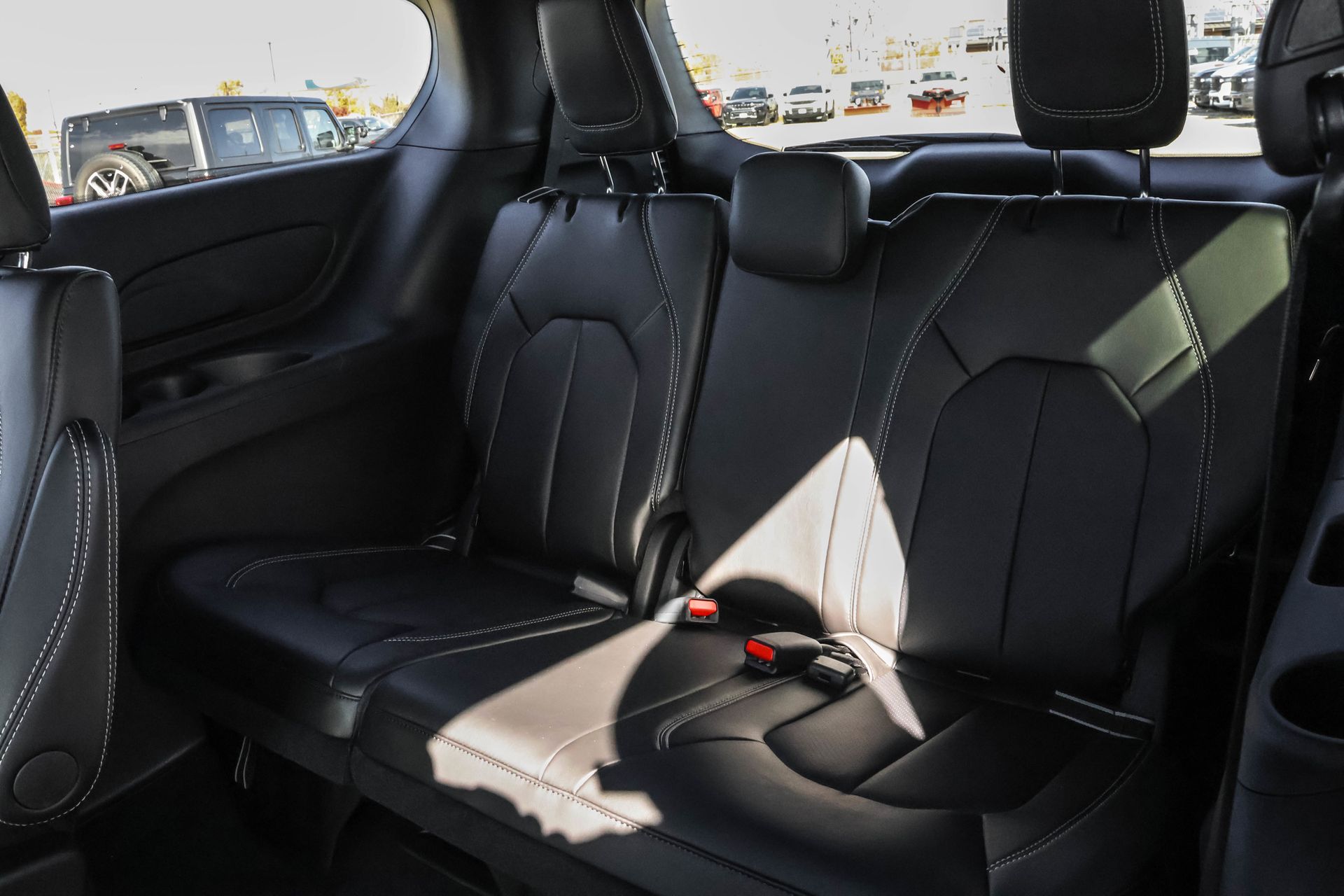 2026 CHRYSLER PACIFICA - Image 12