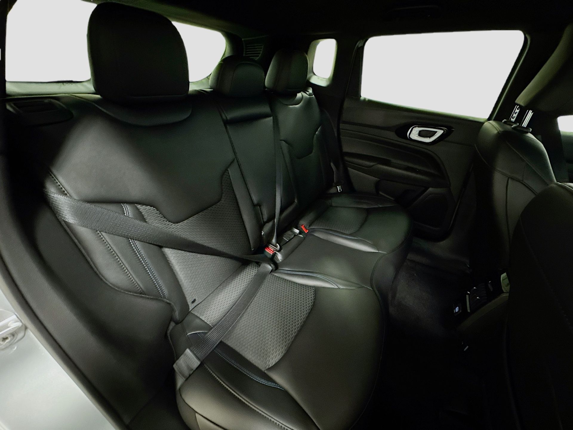 2026 Jeep Compass Latitude Altitude - Photo 25