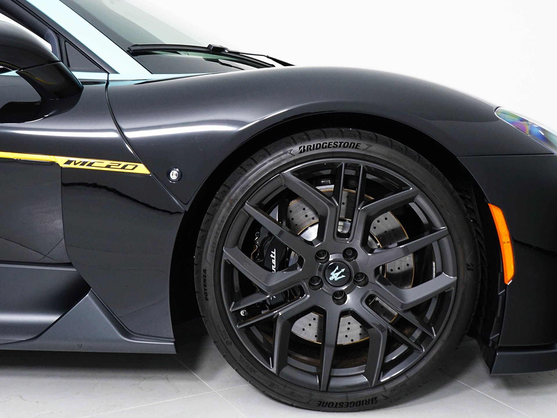 2025 Maserati MC20 Base - Photo 16