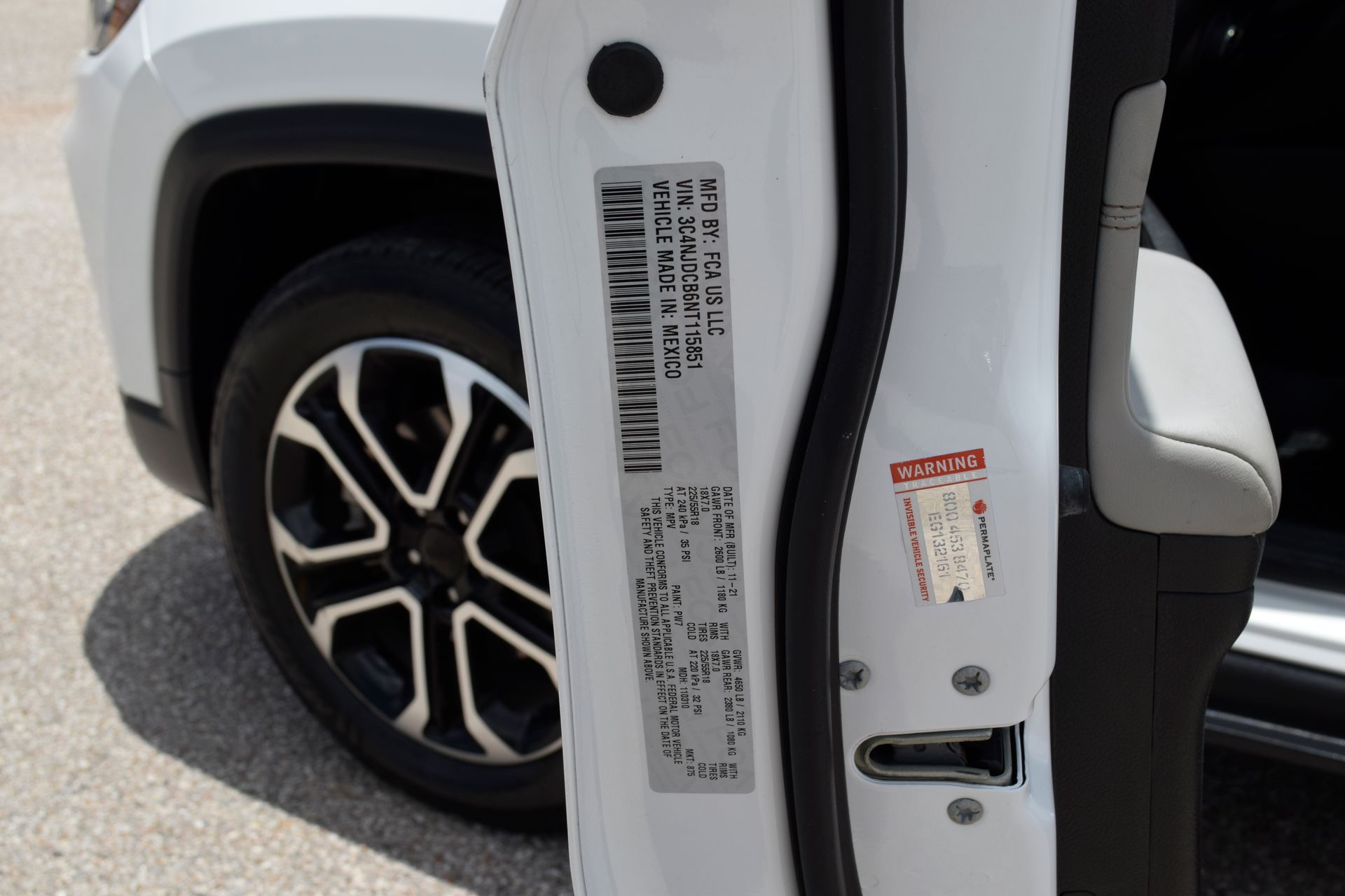 2022 Jeep Compass Limited White at Texan Dodge Chrysler Jeep Ram