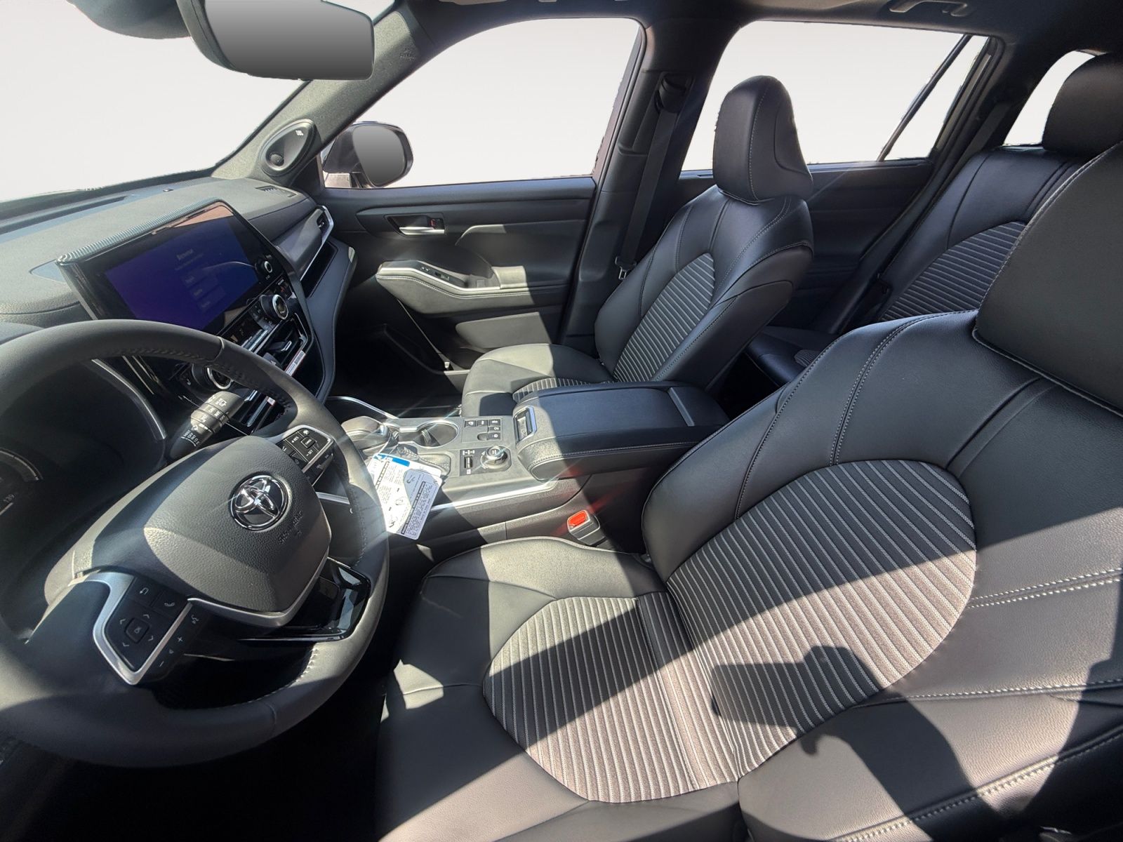 New 2026 Toyota Highlander SUV