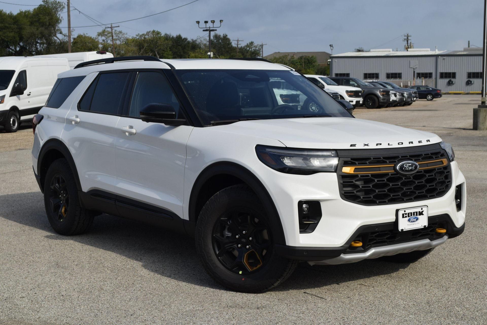 2026 Ford Explorer Tremor - 2