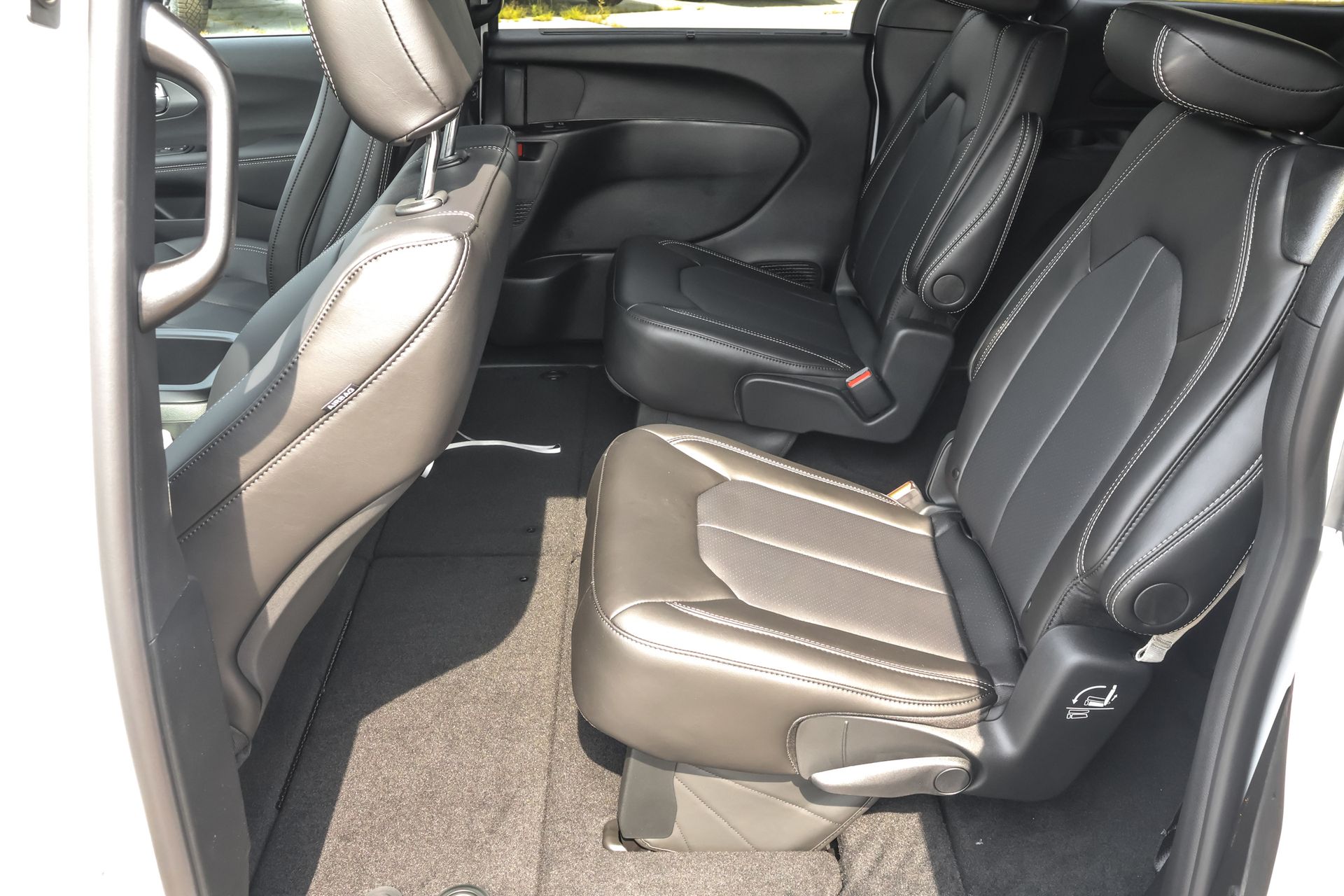 2026 CHRYSLER PACIFICA - Image 11