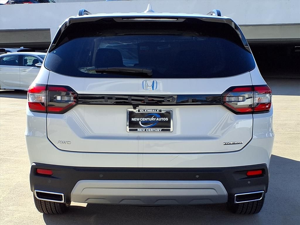 new 2025 Honda Pilot car, priced at $51,550