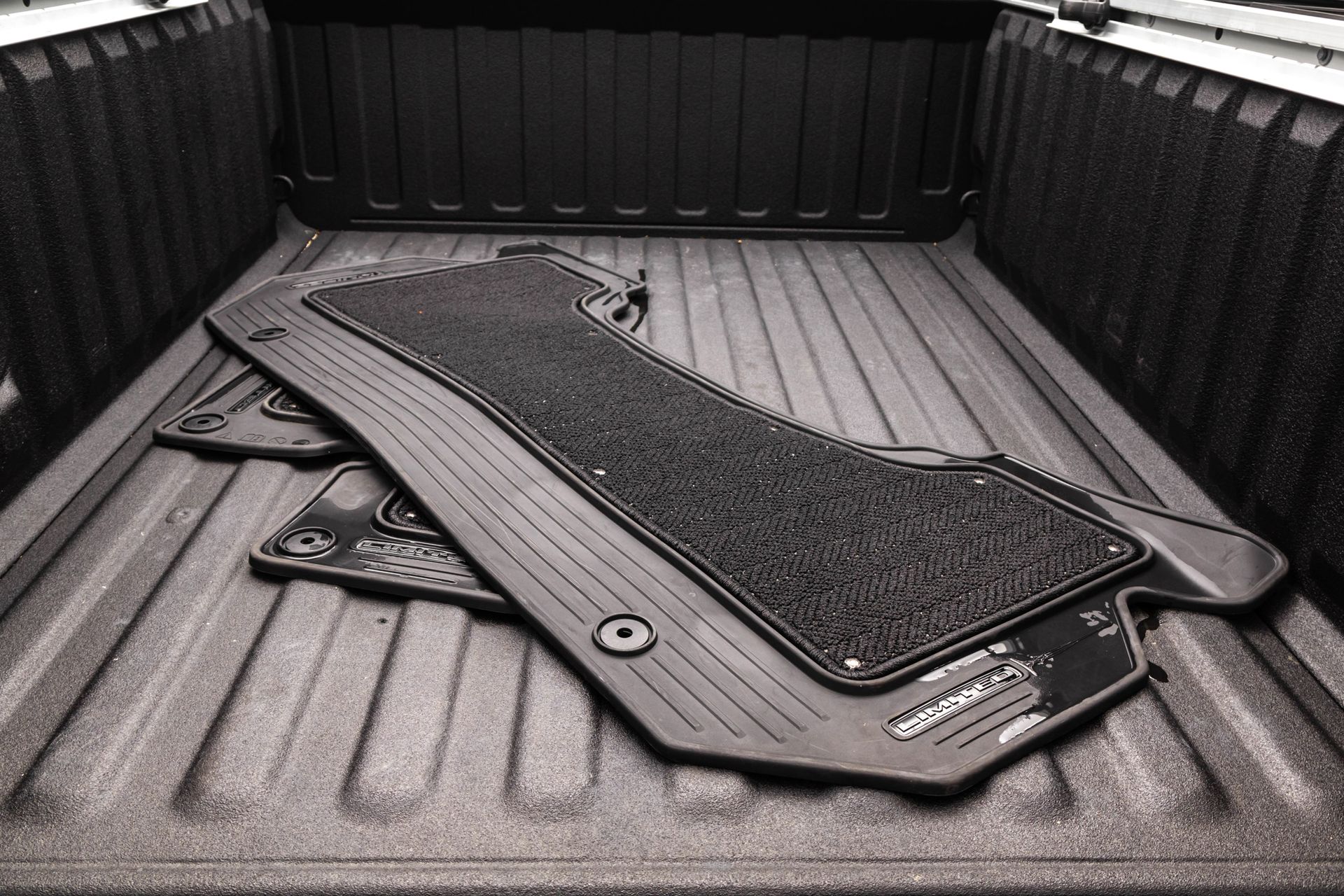 2025 RAM 1500 - Image 32