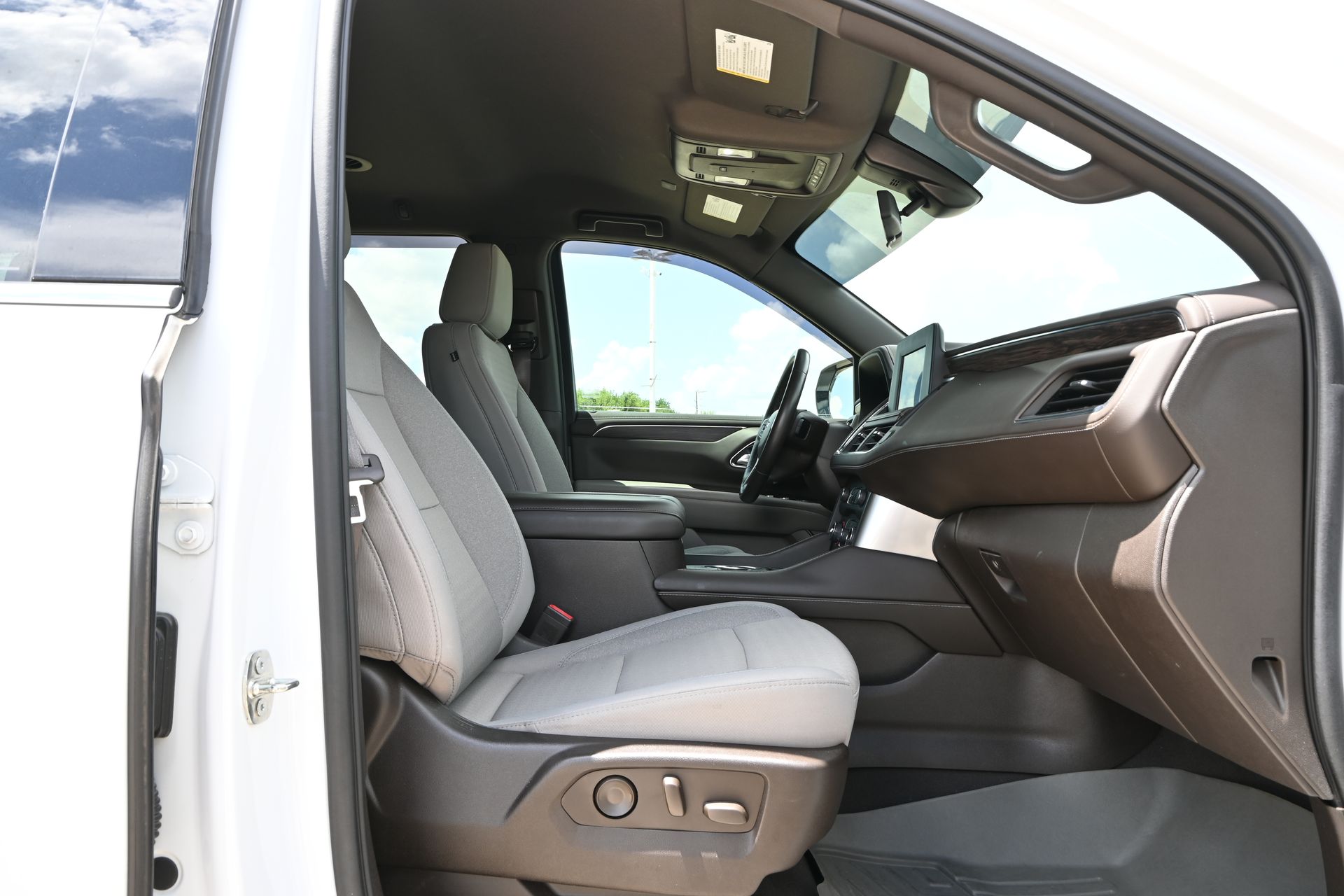 2022 Chevrolet Tahoe LS White at Ultimate Motorsports