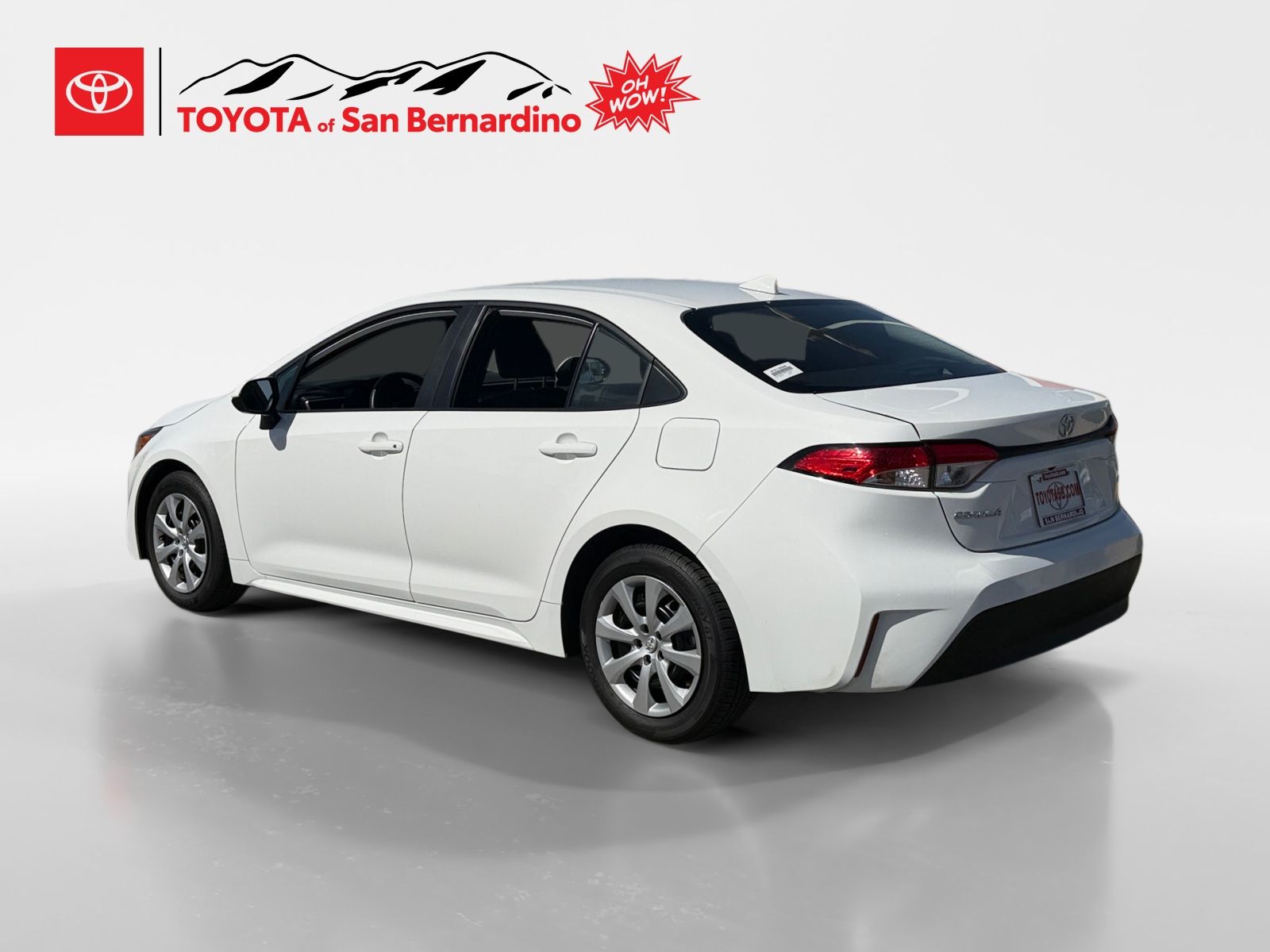 View vehicle photo 3