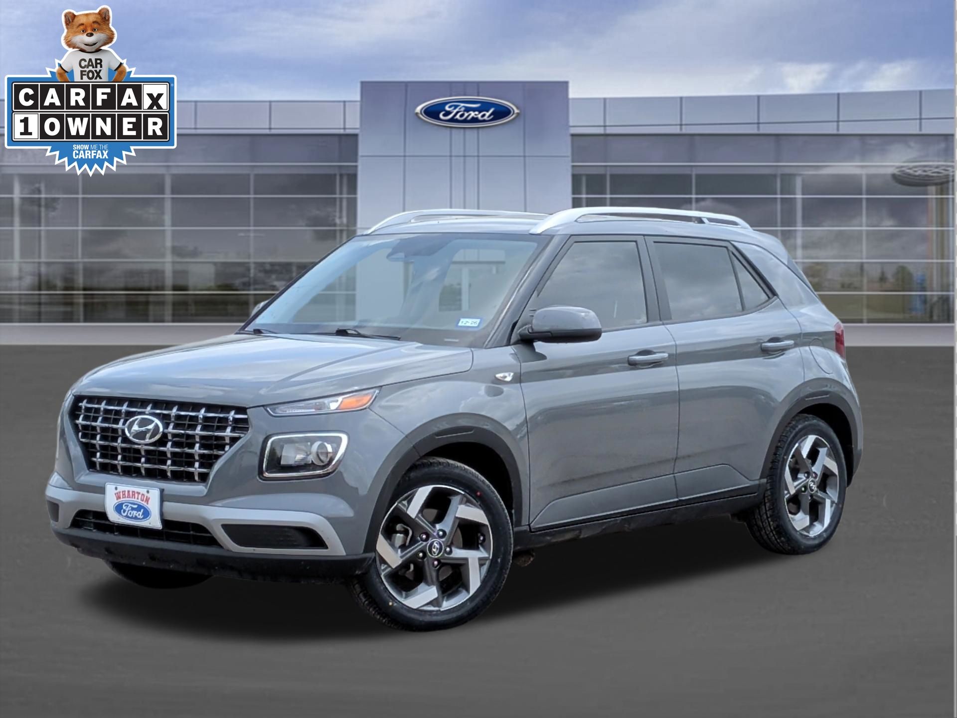 2023 Hyundai Venue SEL - 0