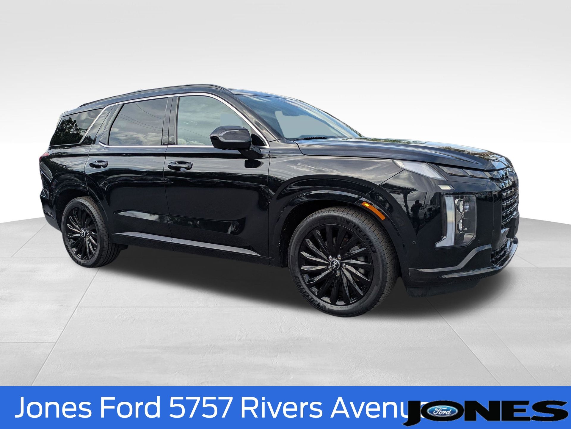 2024 Hyundai Palisade Calligraphy Night Edition Black at Bob Mills Chevrolet