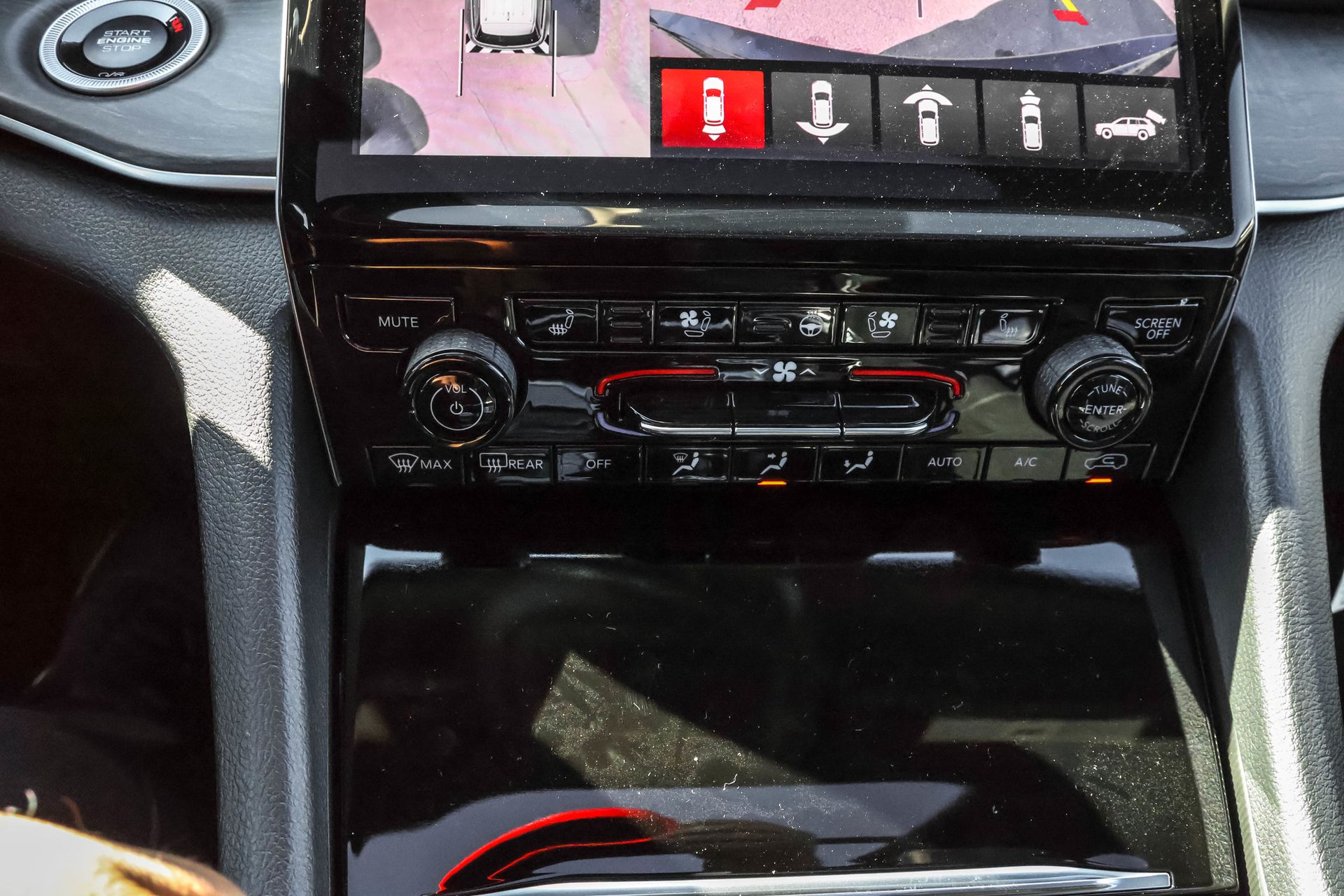 2025 JEEP GRAND CHEROKEE - Image 20