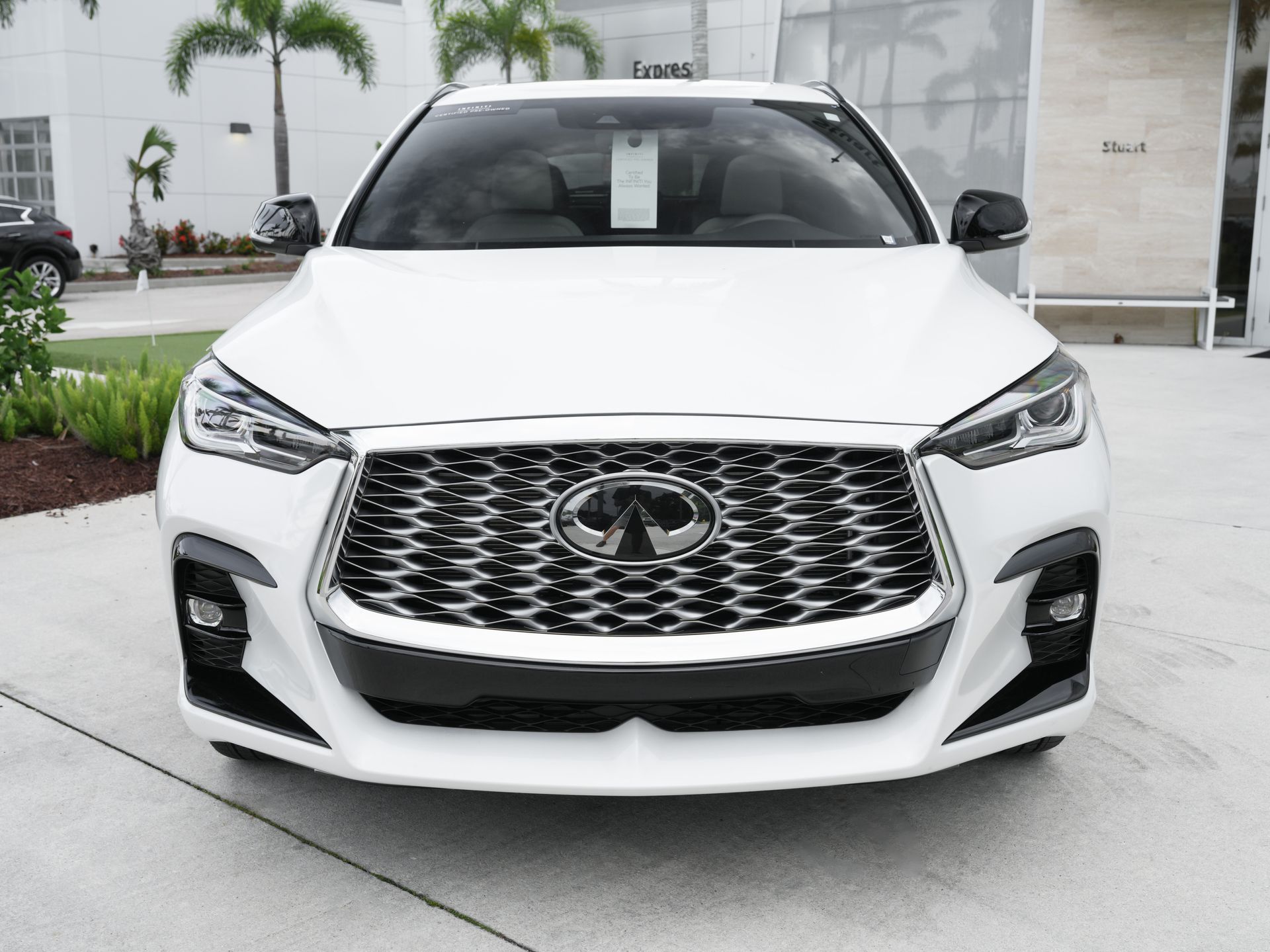 used 2025 INFINITI QX55 car, priced at $37,500