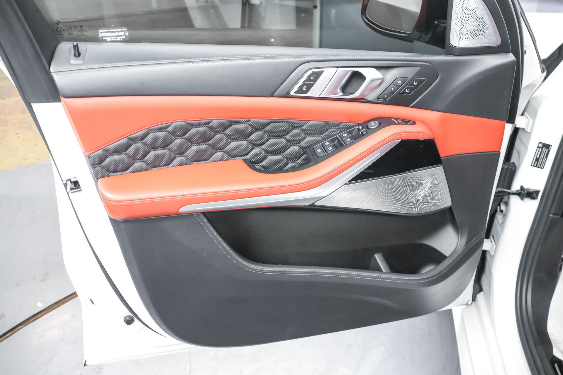 2020 BMW X5 - Image 27