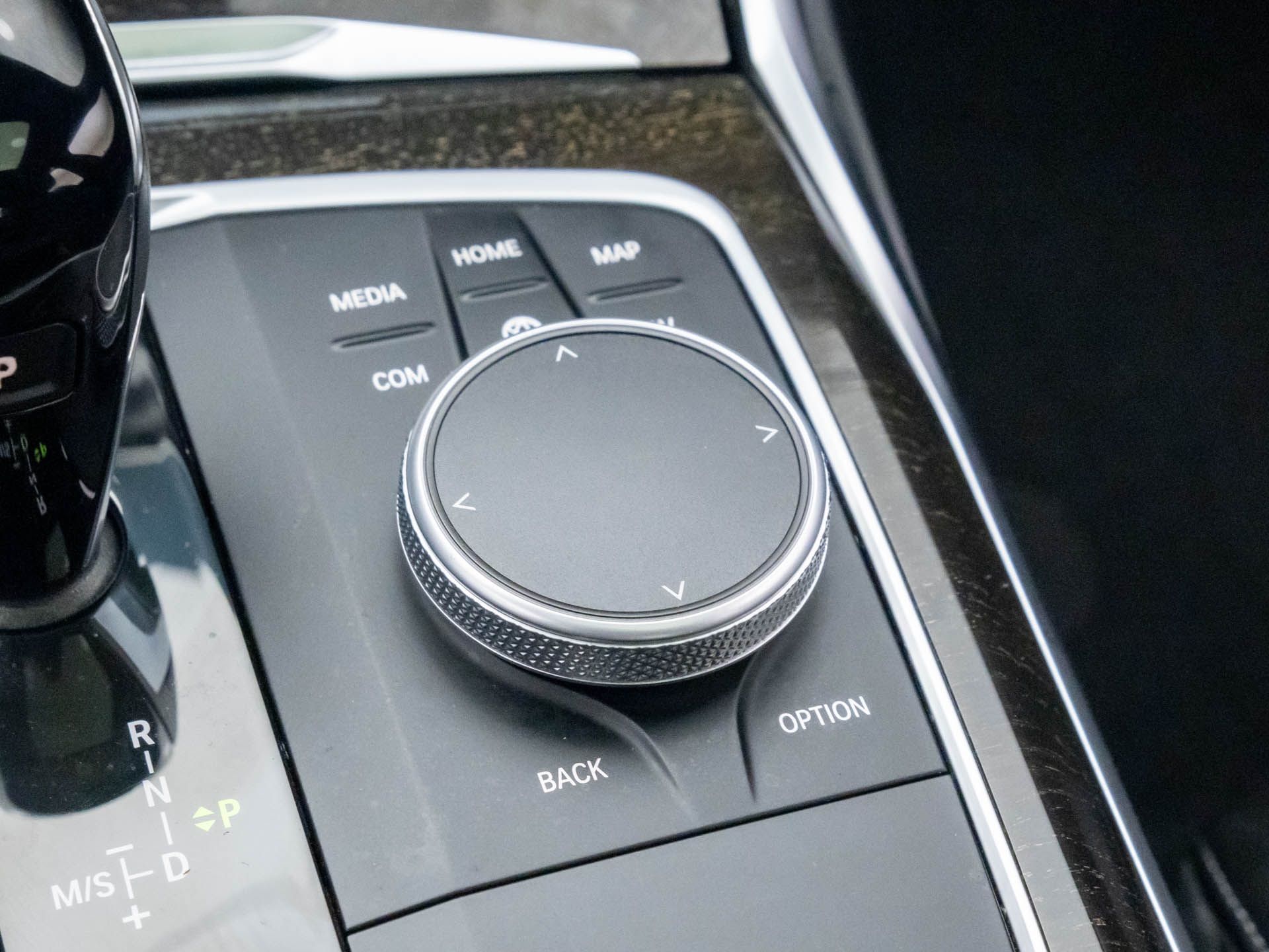 2022 BMW 3-Series 330i xDrive photo