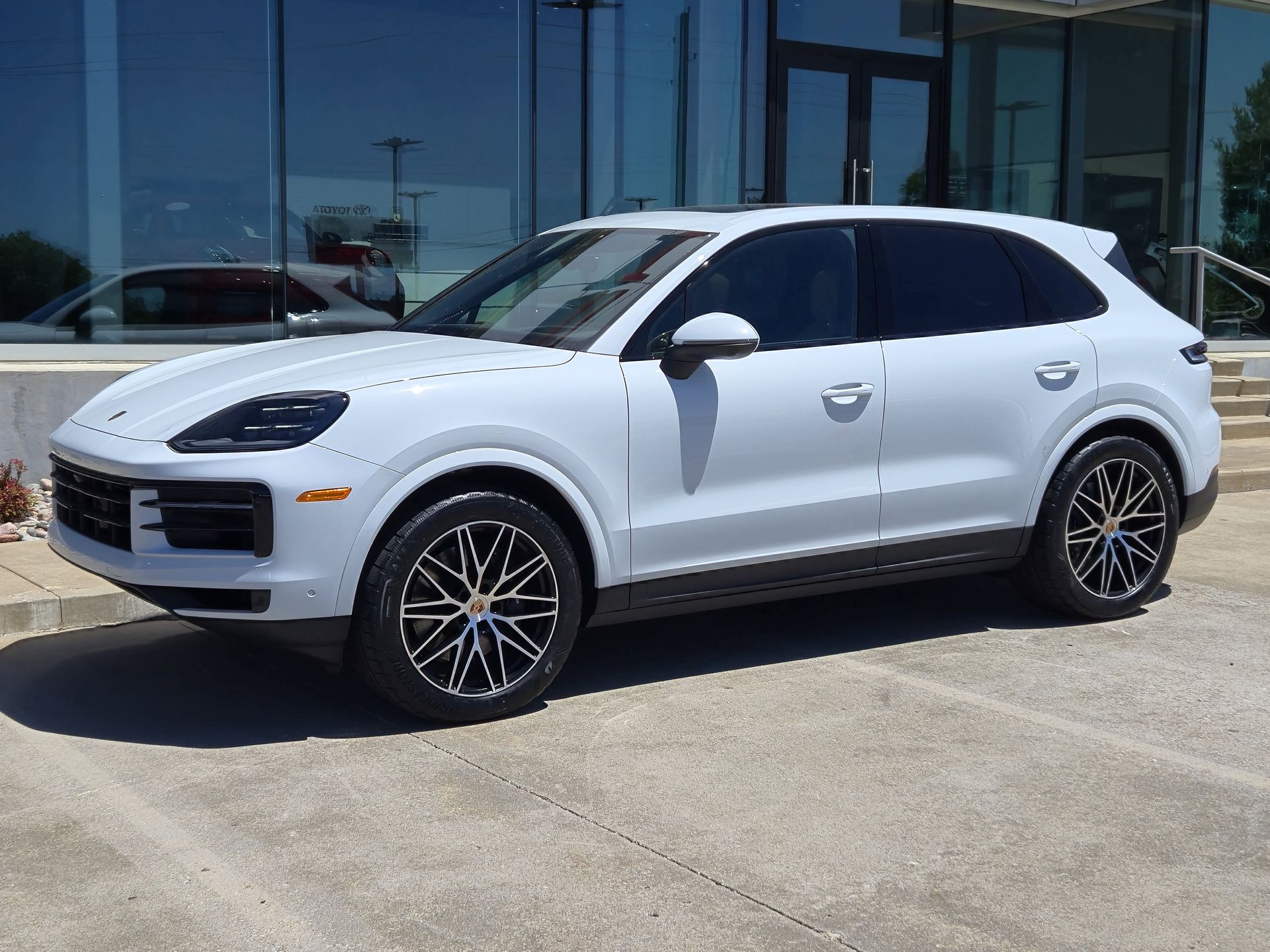 2025 Porsche Cayenne AWD