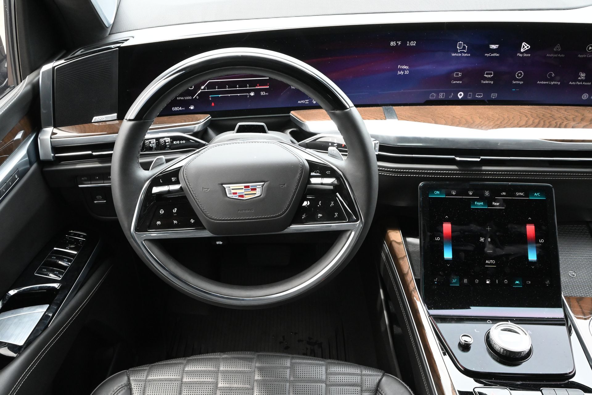 2026 Cadillac Escalade ESV Platinum Edition - 9