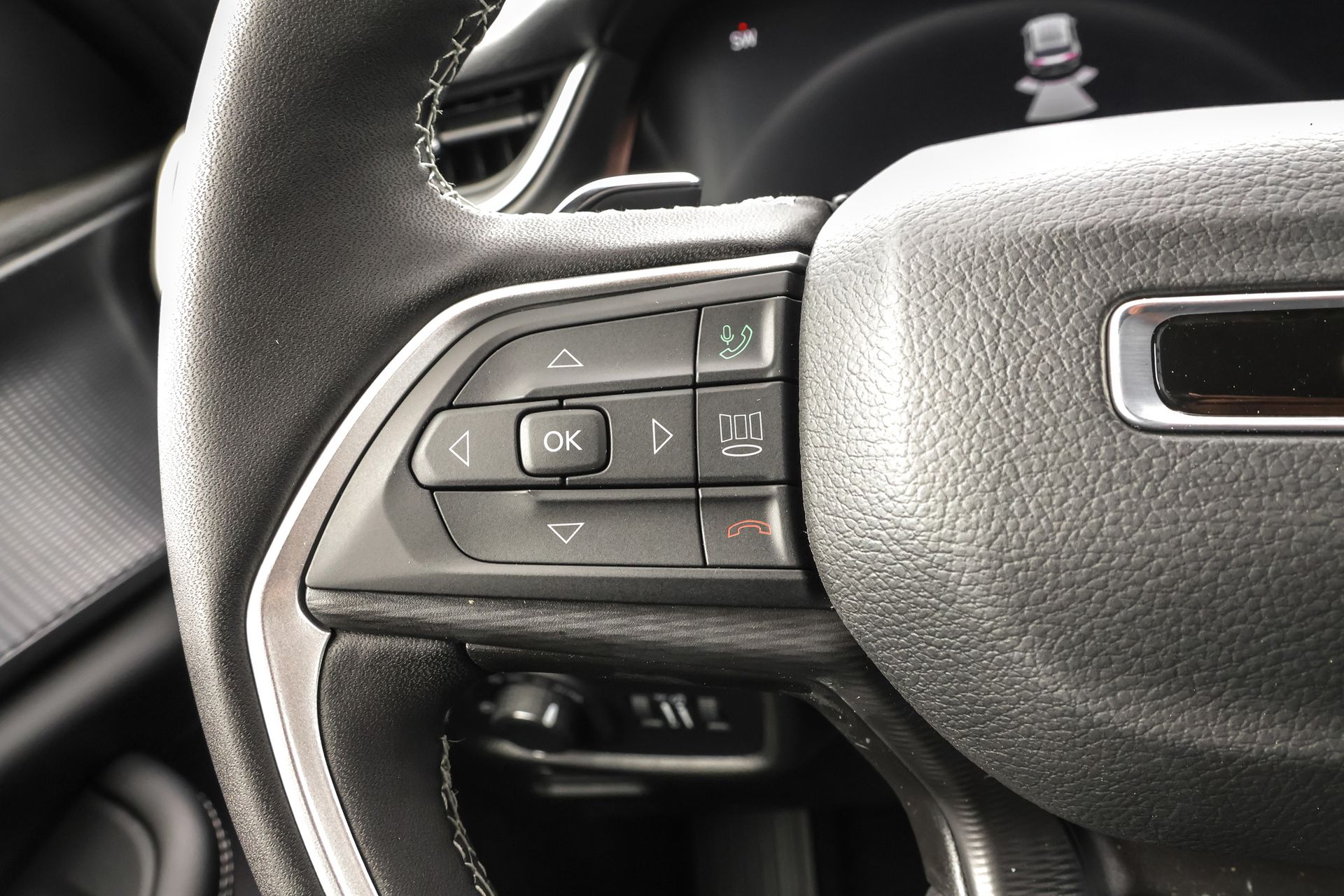 2025 JEEP GRAND CHEROKEE L - Image 25