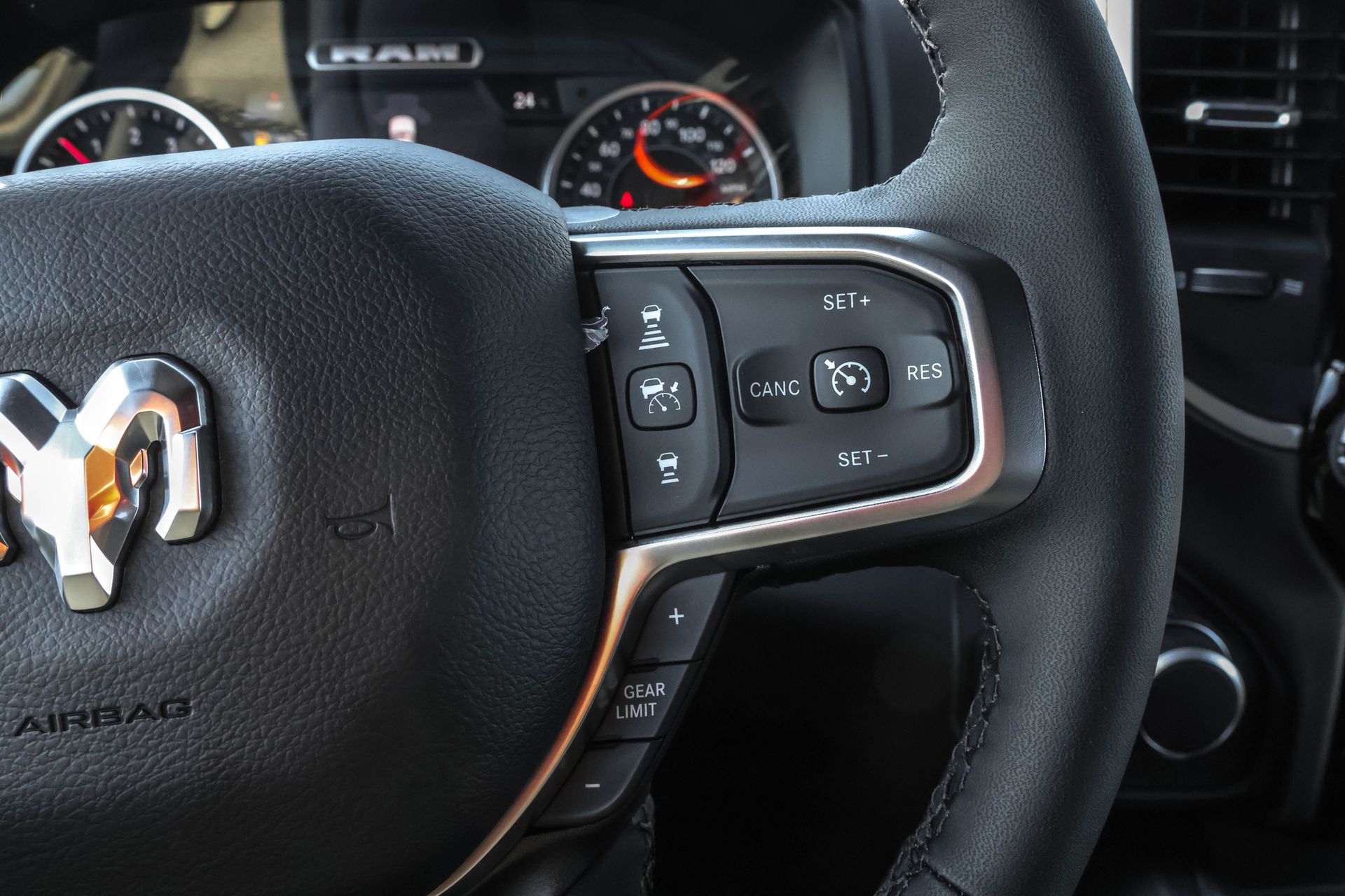 2026 RAM 1500 - Image 25