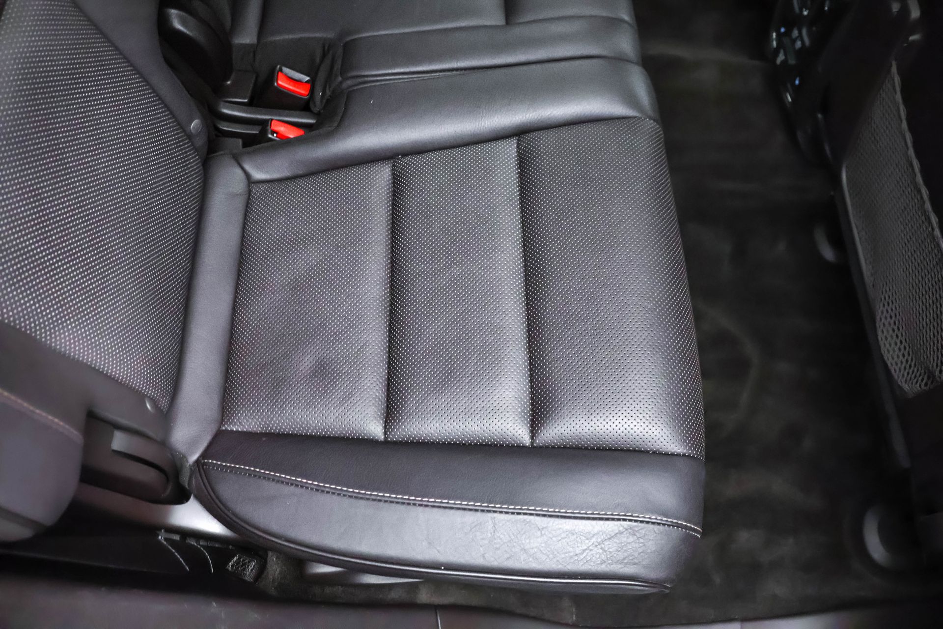 2014 JEEP GRAND CHEROKEE - Image 32