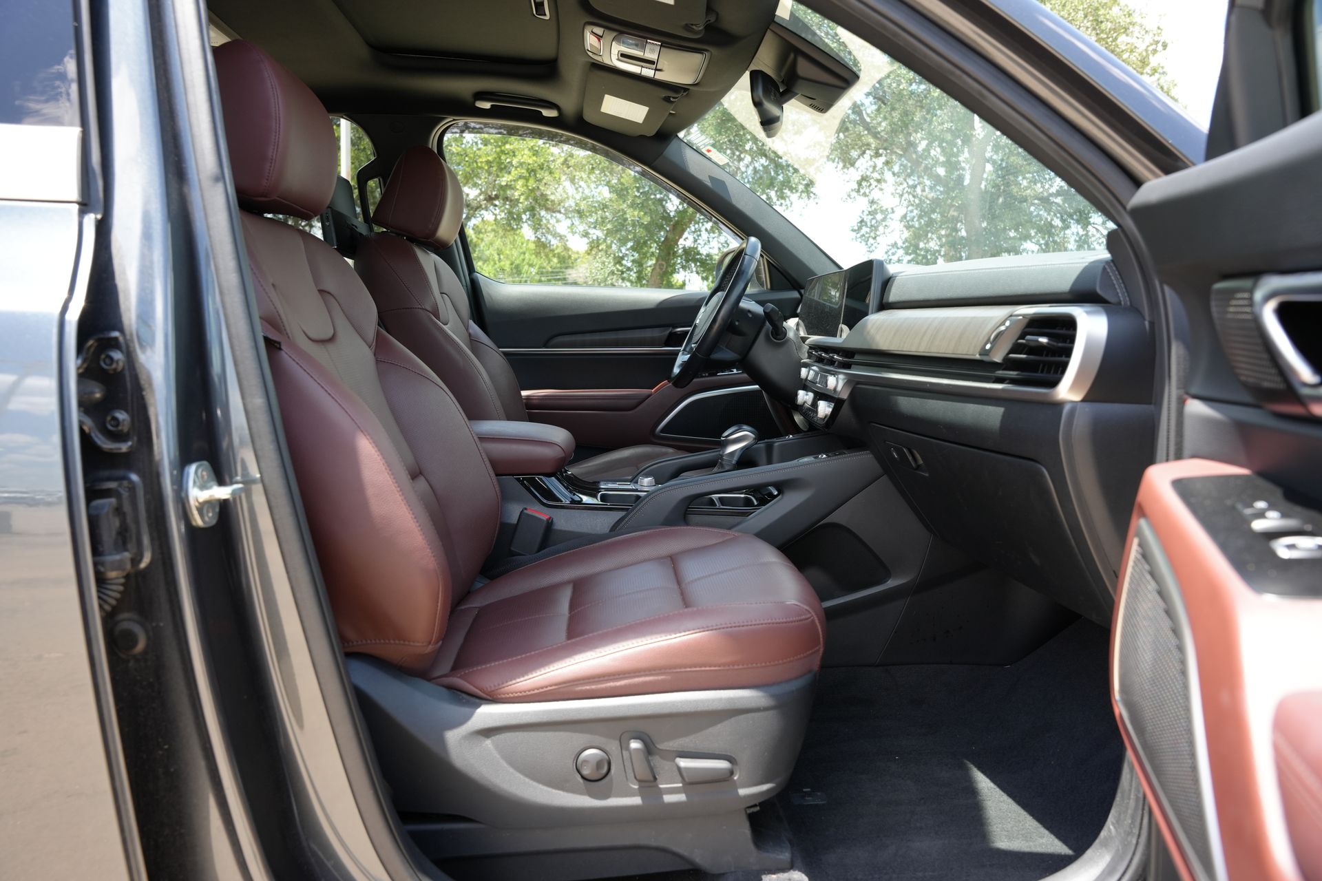2023 Kia Telluride EX Gray at Community Toyota