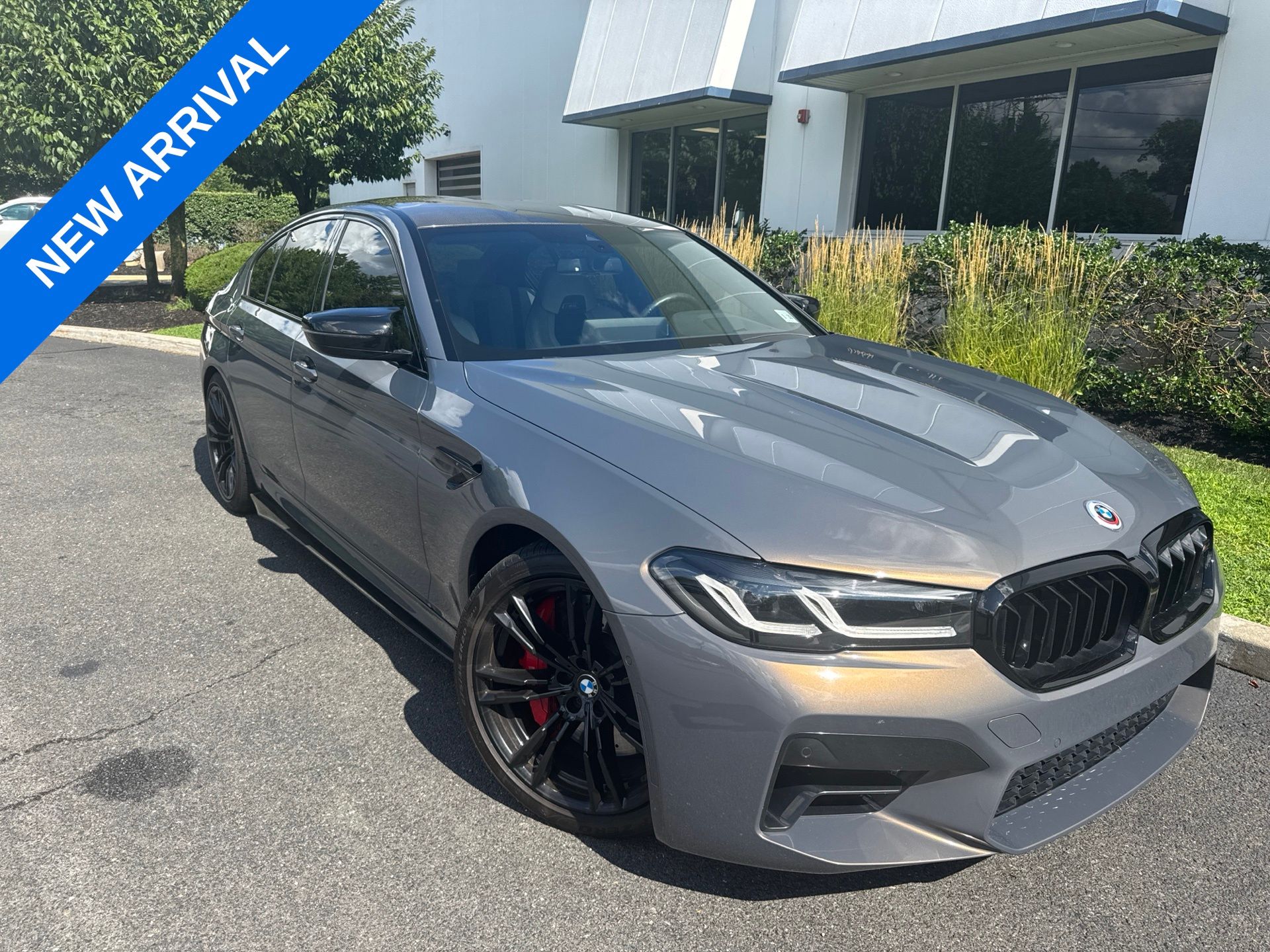 Alvite Gray Metallic 2023 BMW M5 Sedan All-Wheel Drive 8-Speed Automatic