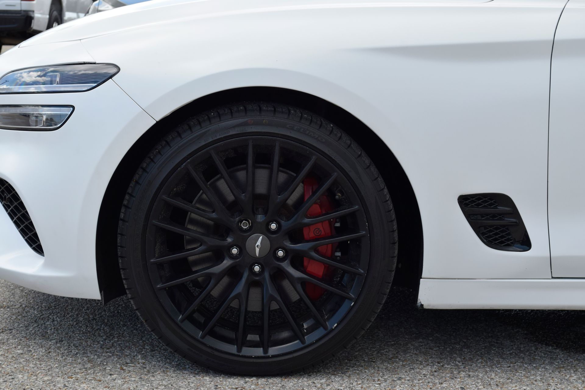 2022 Genesis G70 3.3T Launch Edition White at Central Houston Nissan