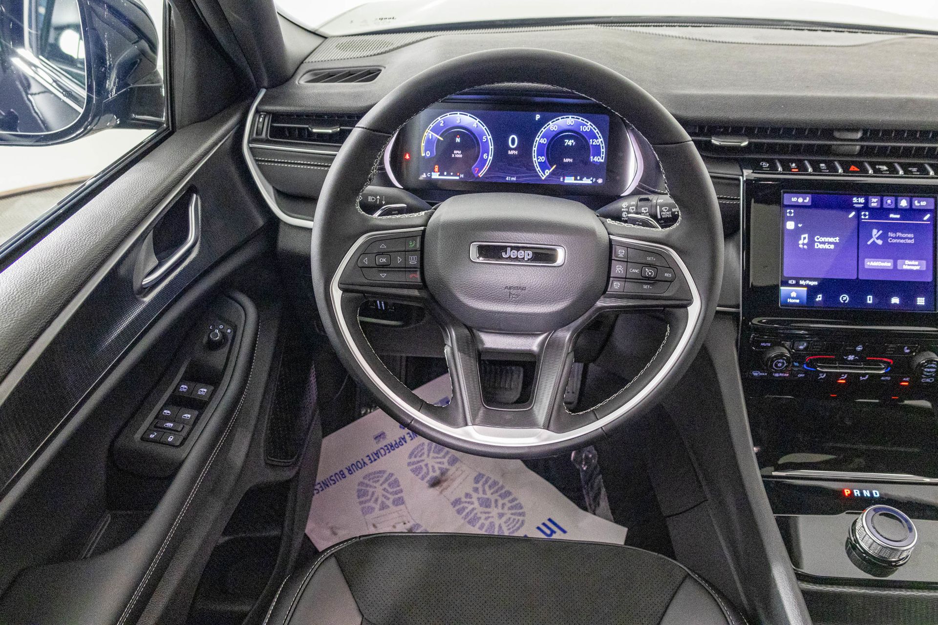 2025 JEEP GRAND CHEROKEE - Image 34