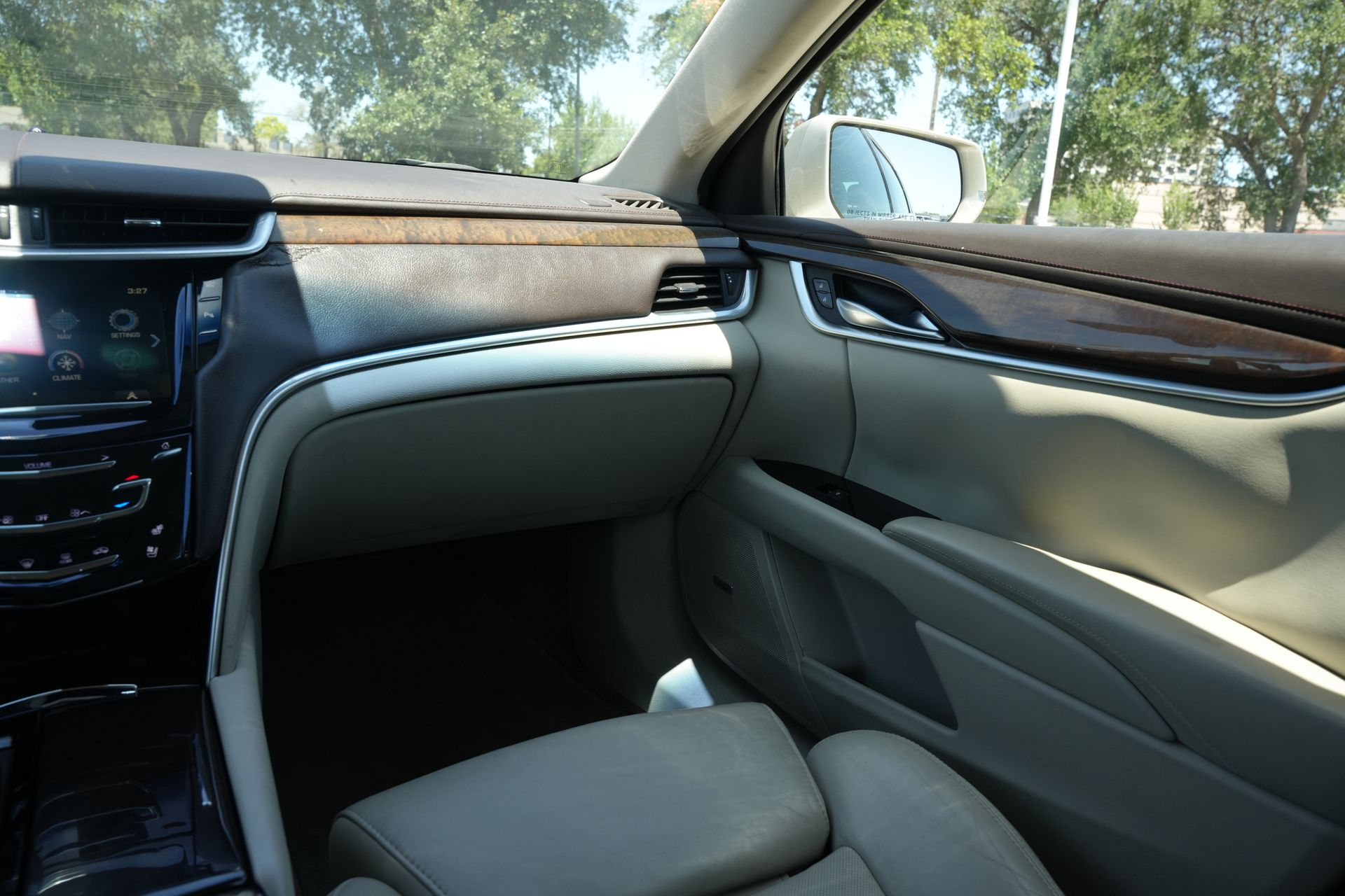 2013 Cadillac XTS Luxury Silver at Emmons Autoplex
