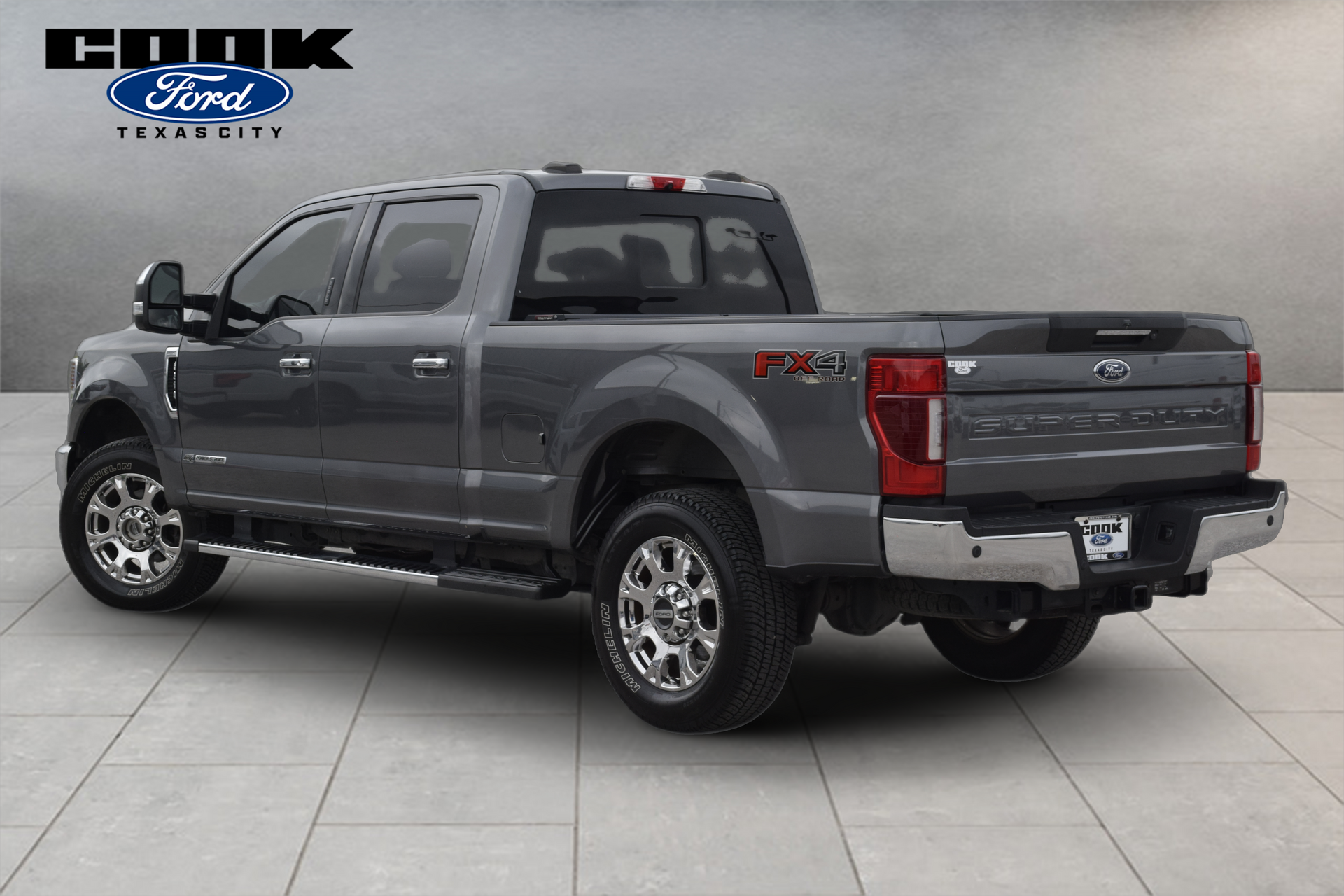 2021 Ford F-250SD Lariat Gray at Autostrade