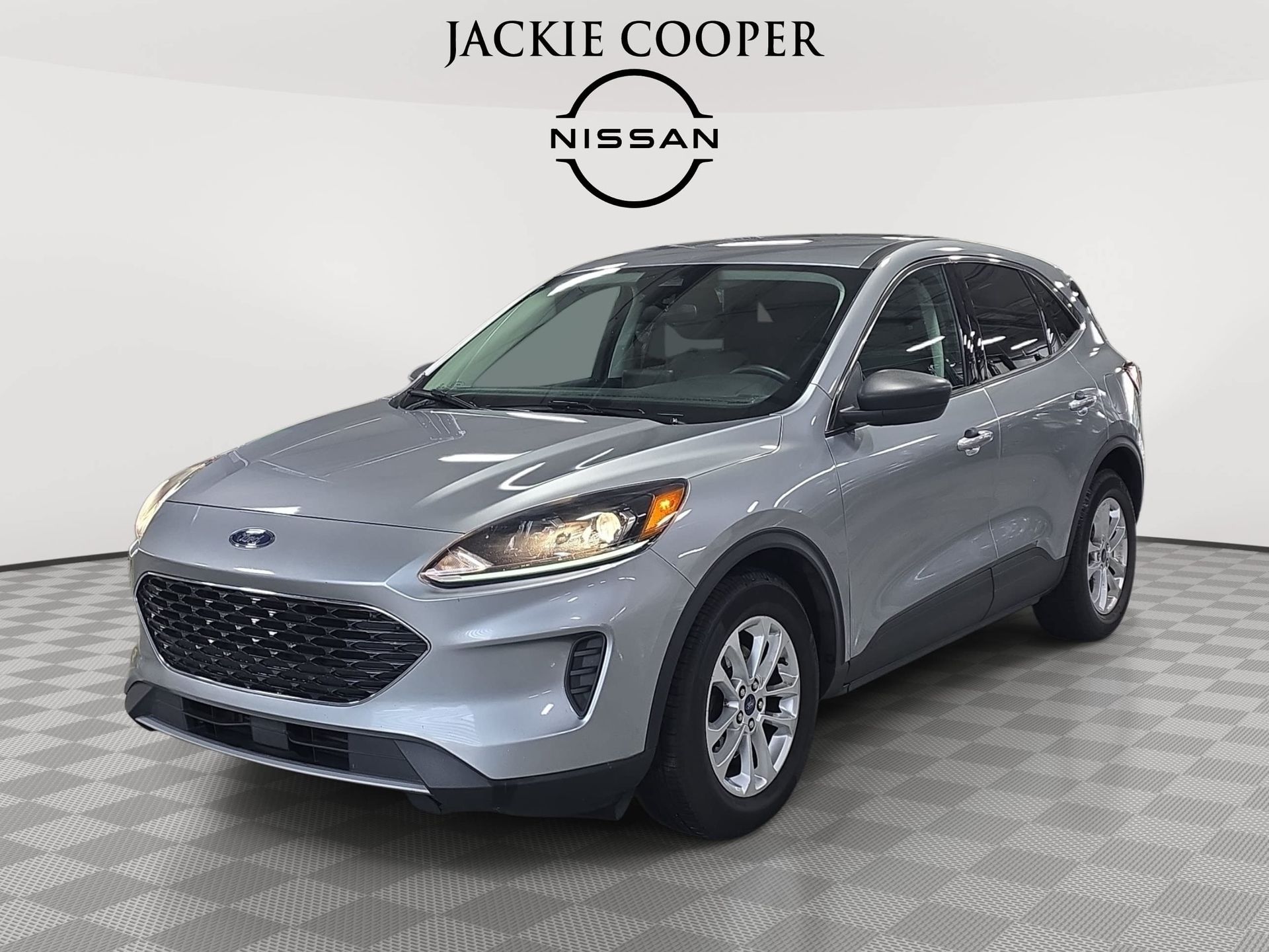 Silver Metallic 2022 Ford Escape SUV / Crossover Front-Wheel Drive 8-Speed Automatic