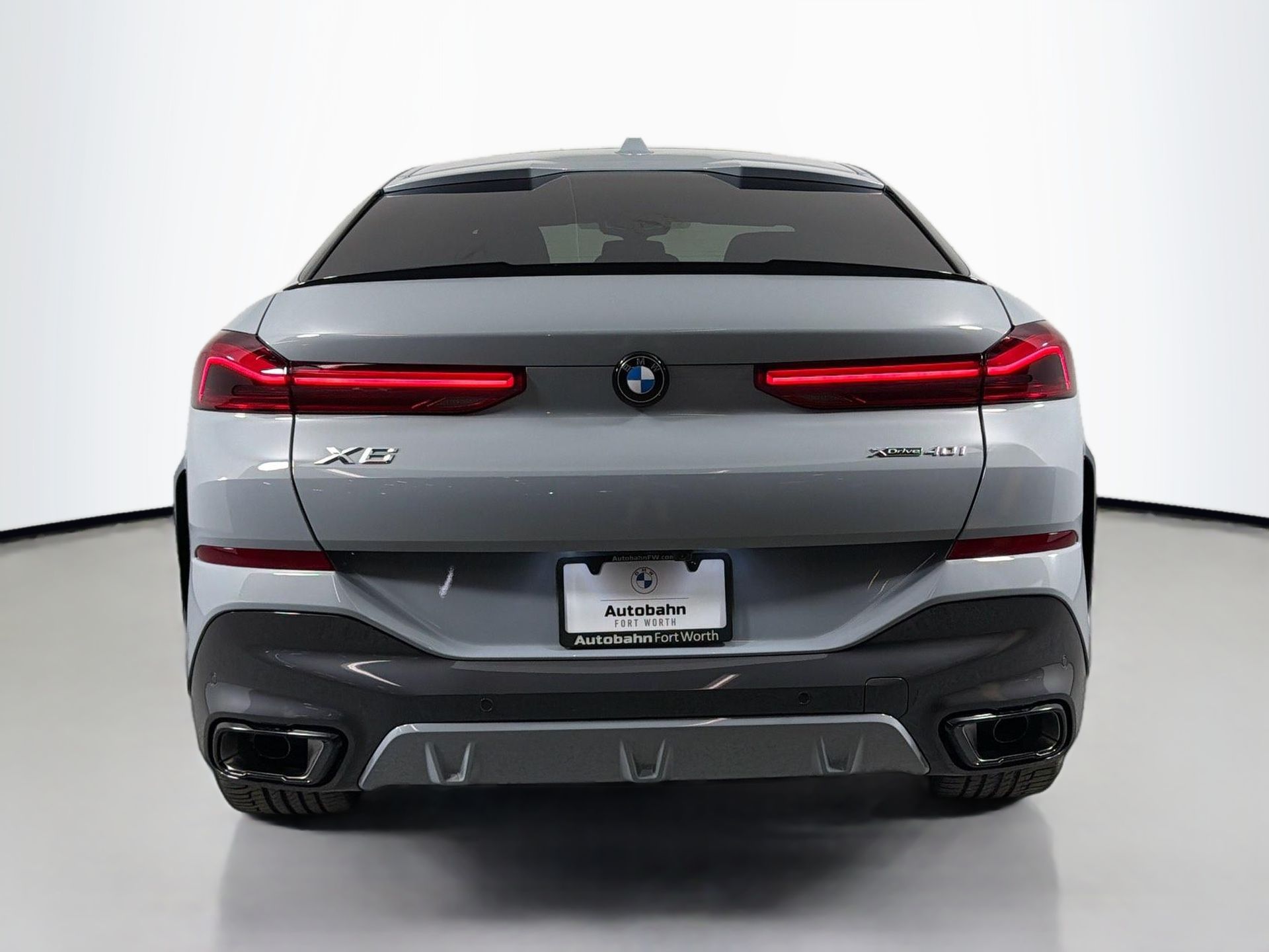 View vehicle photo 6