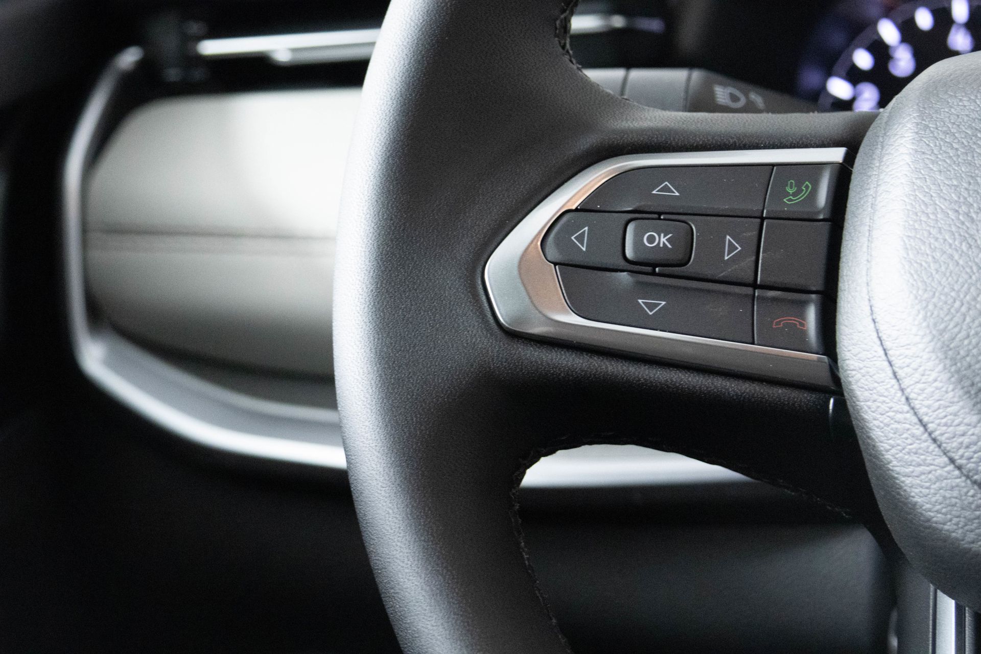 2026 JEEP COMPASS - Image 29