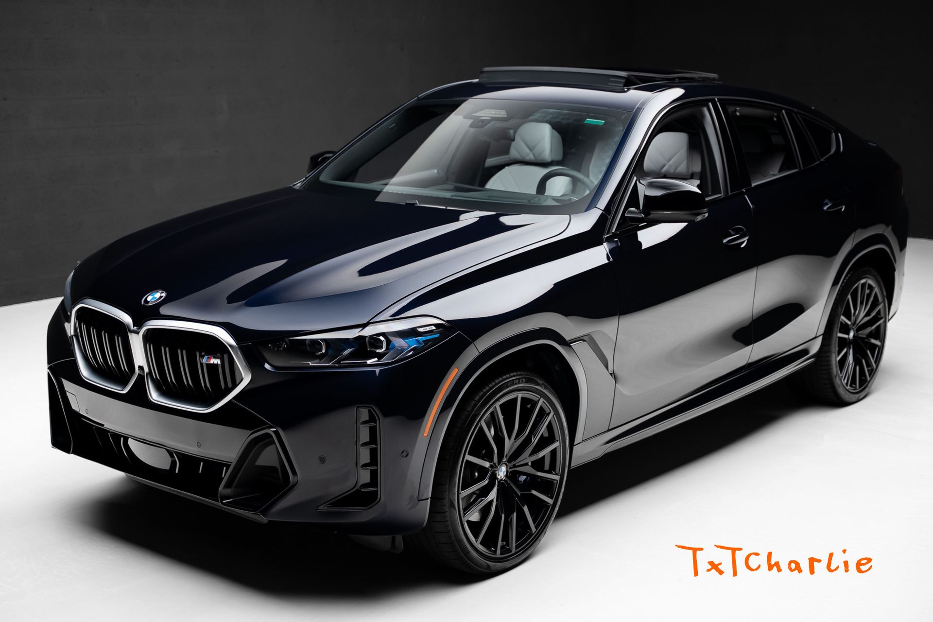 Carbon Black Metallic 2026 BMW X6 SUV / Crossover All-Wheel Drive 8-Speed Automatic
