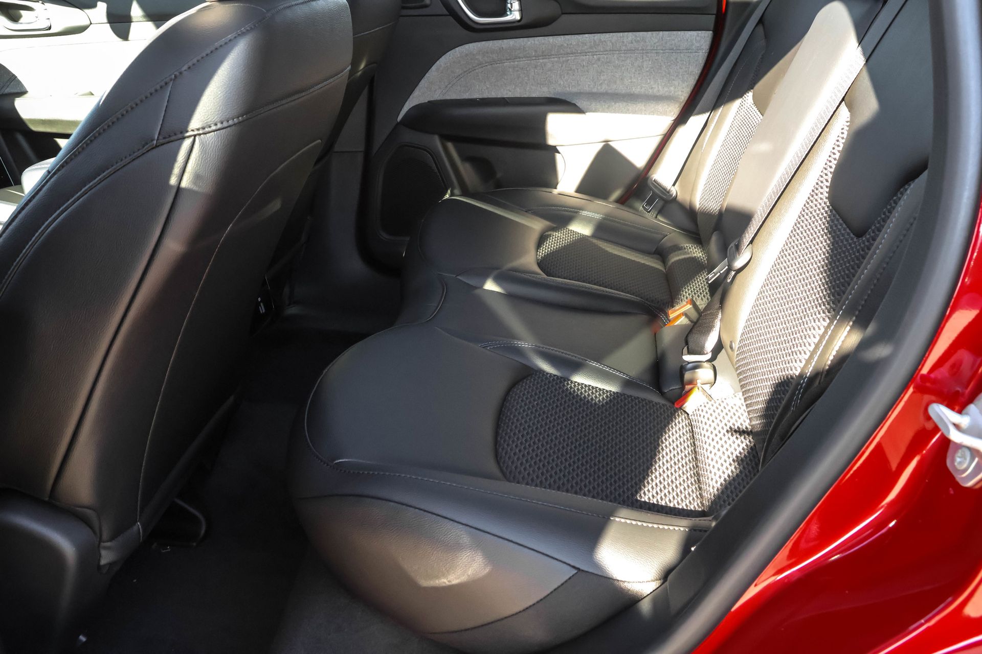 2025 JEEP COMPASS - Image 16