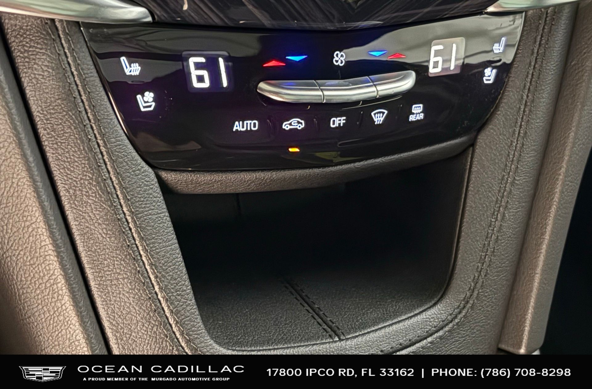 2025 Cadillac XT6 Premium Luxury 27