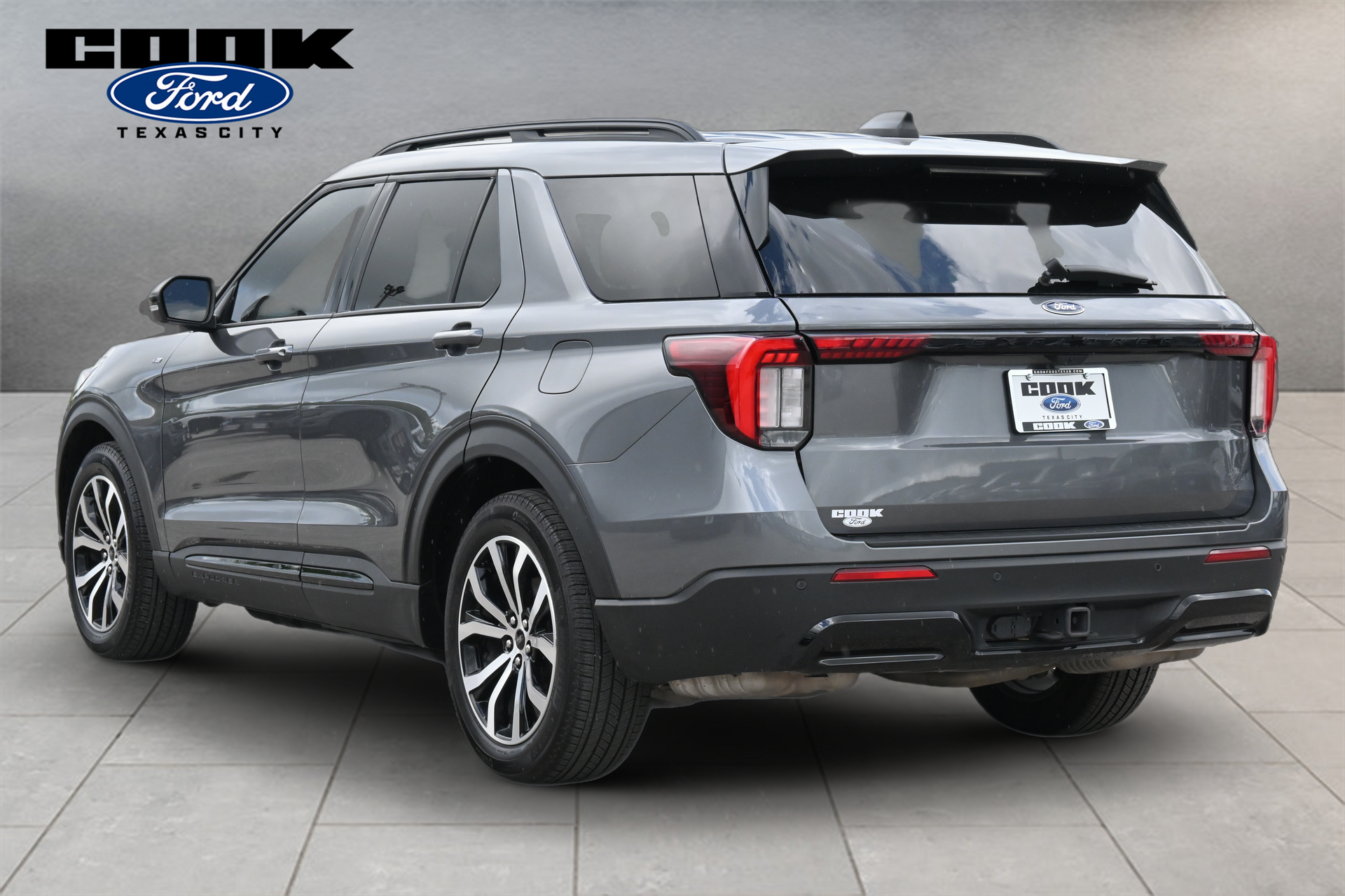 2025 Ford Explorer ST-Line Gray at Baytown Hyundai