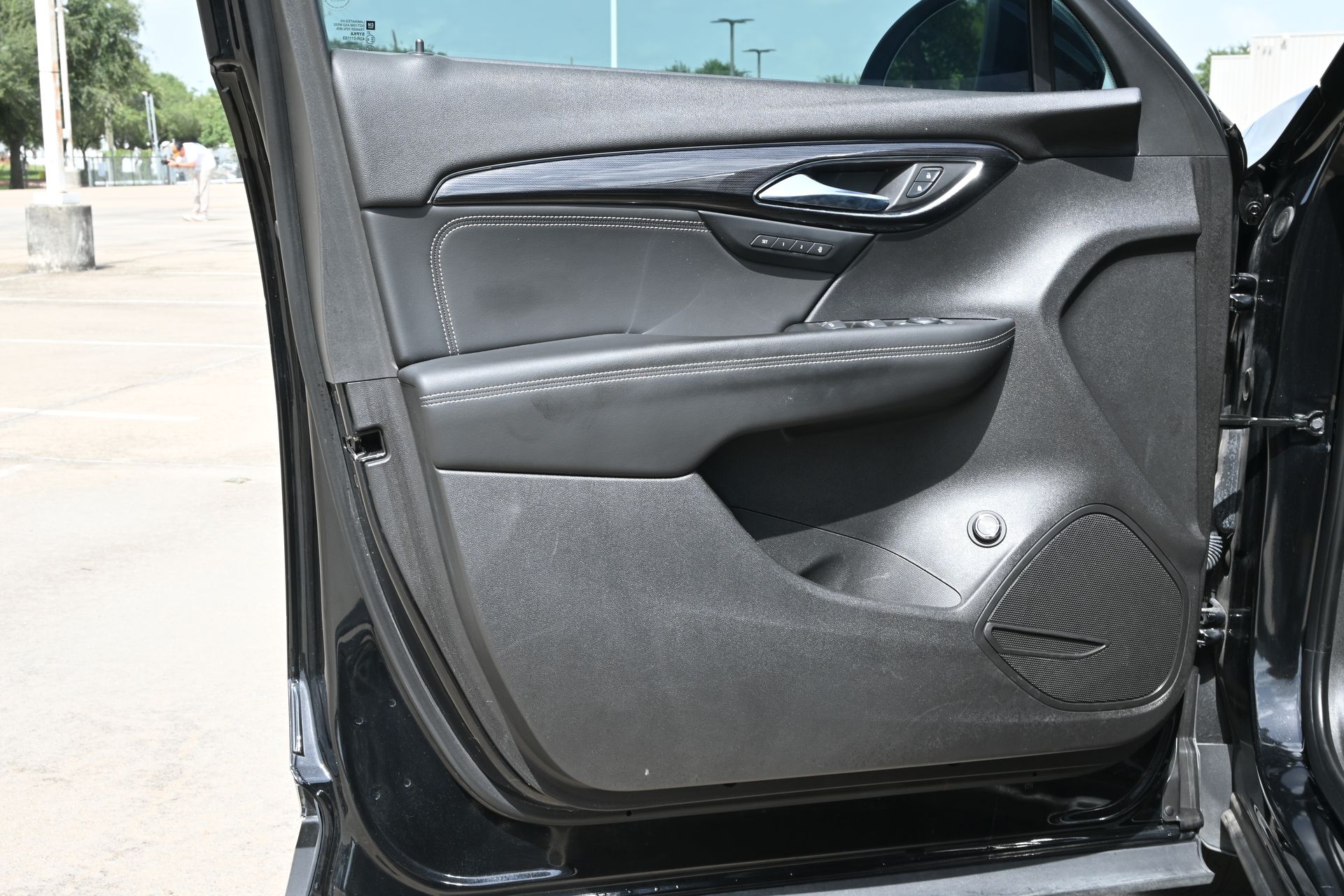 2023 Buick Envision Essence Black at Baytown Hyundai