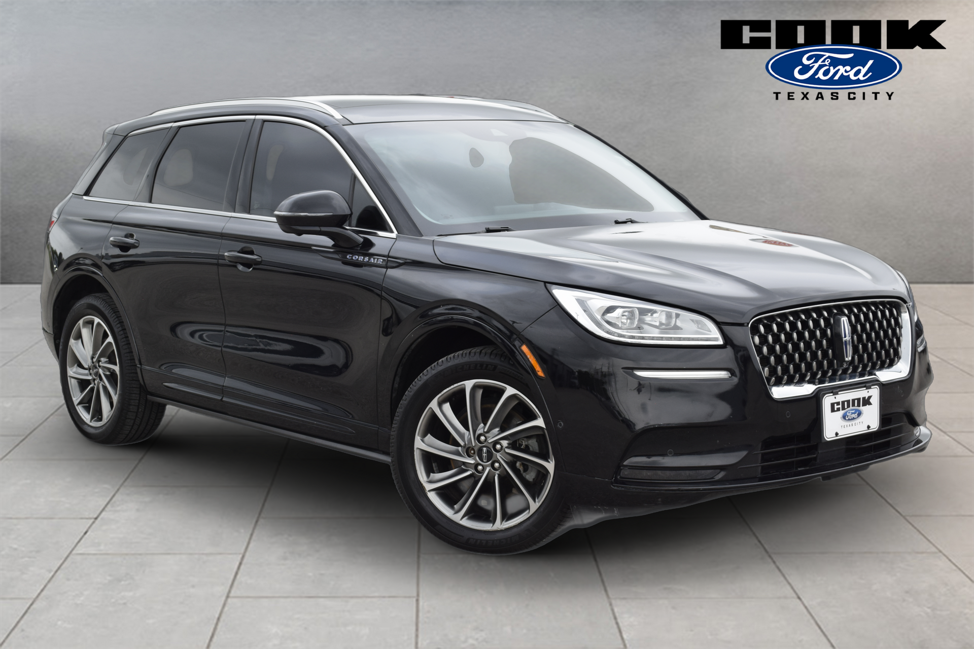 2022 Lincoln Corsair Plug-In Hybrid Grand Touring - 2