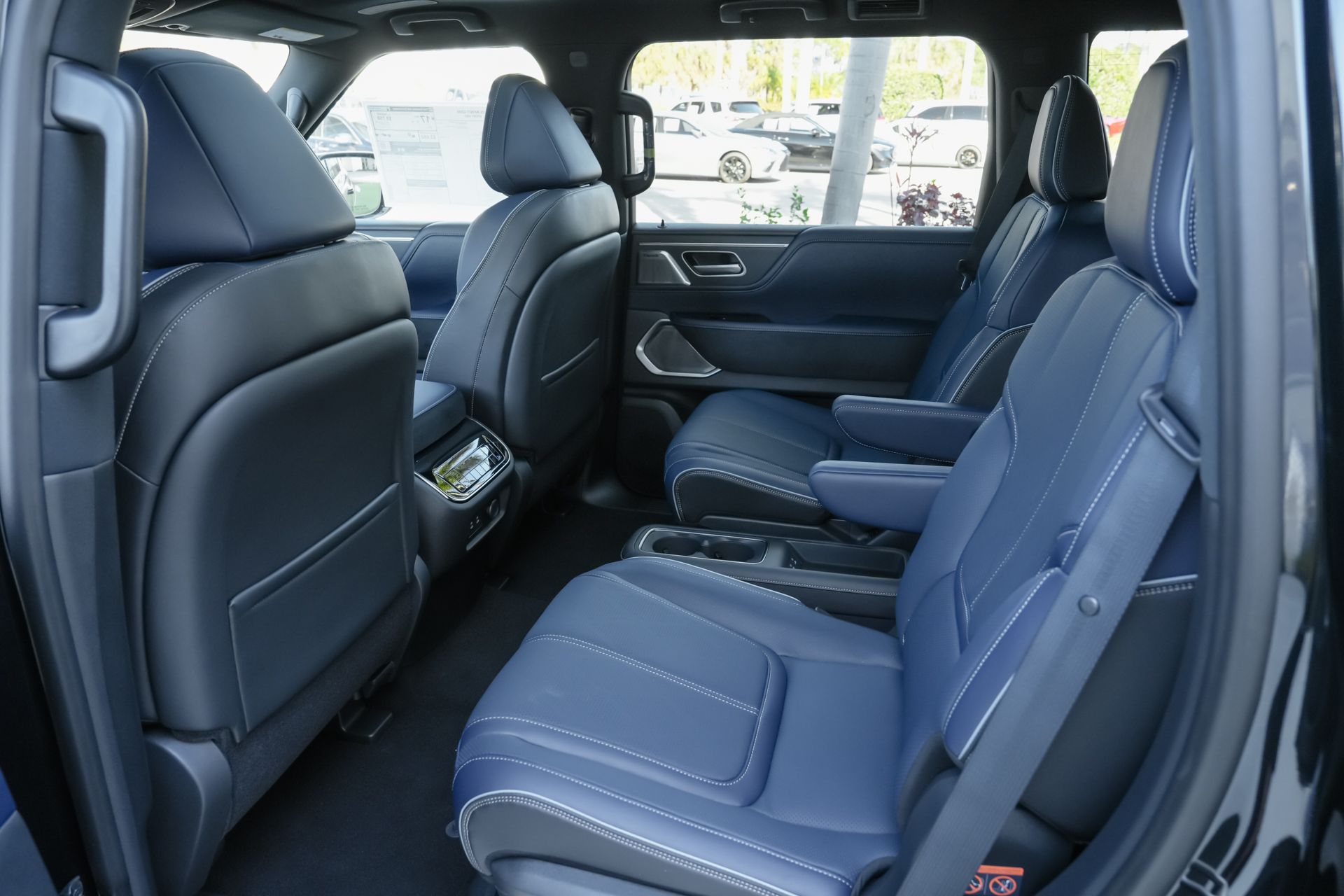 new 2026 INFINITI QX80 car, priced at $89,330
